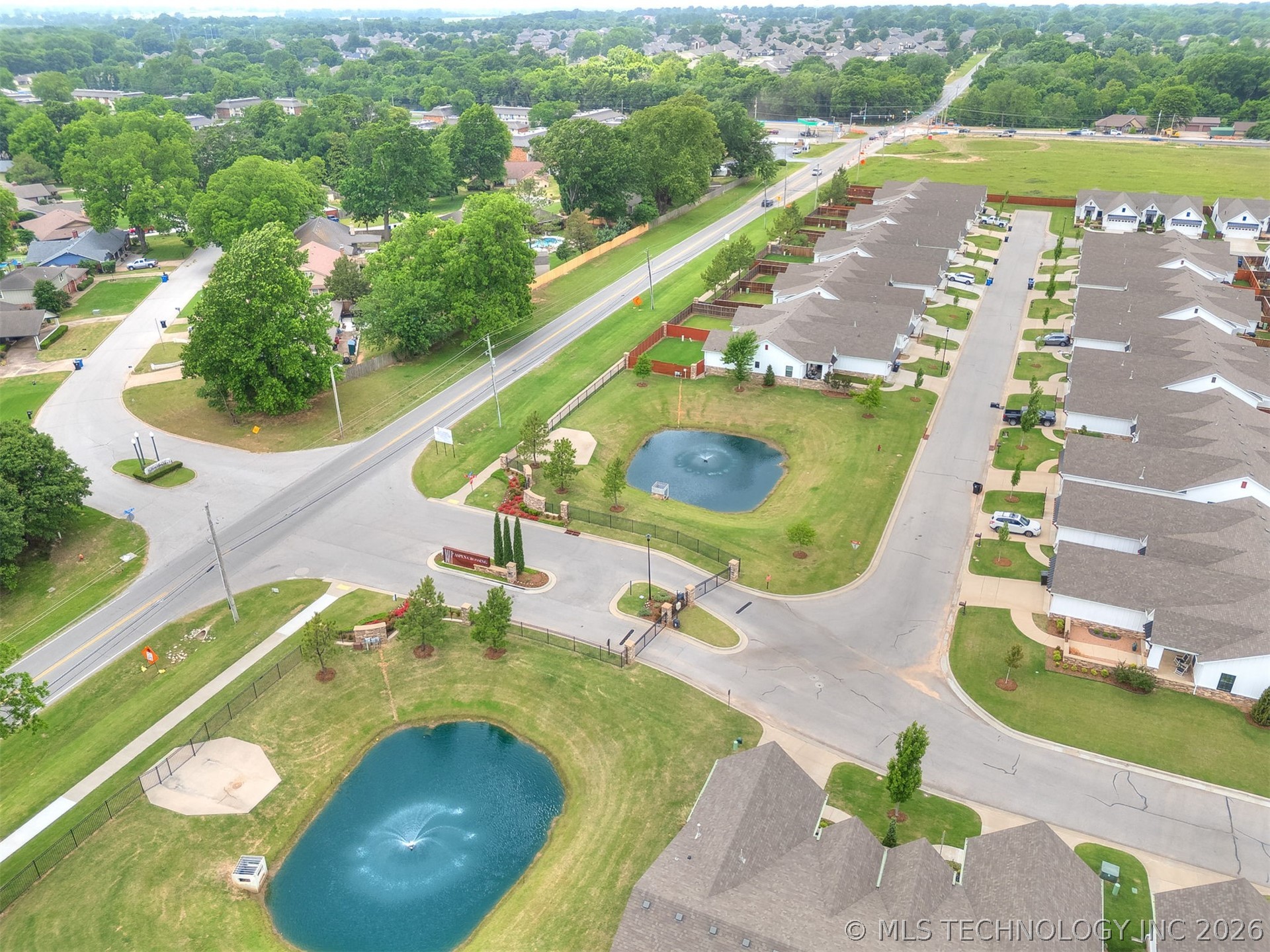 7707 S Redbud Avenue Broken Arrow OK 74011