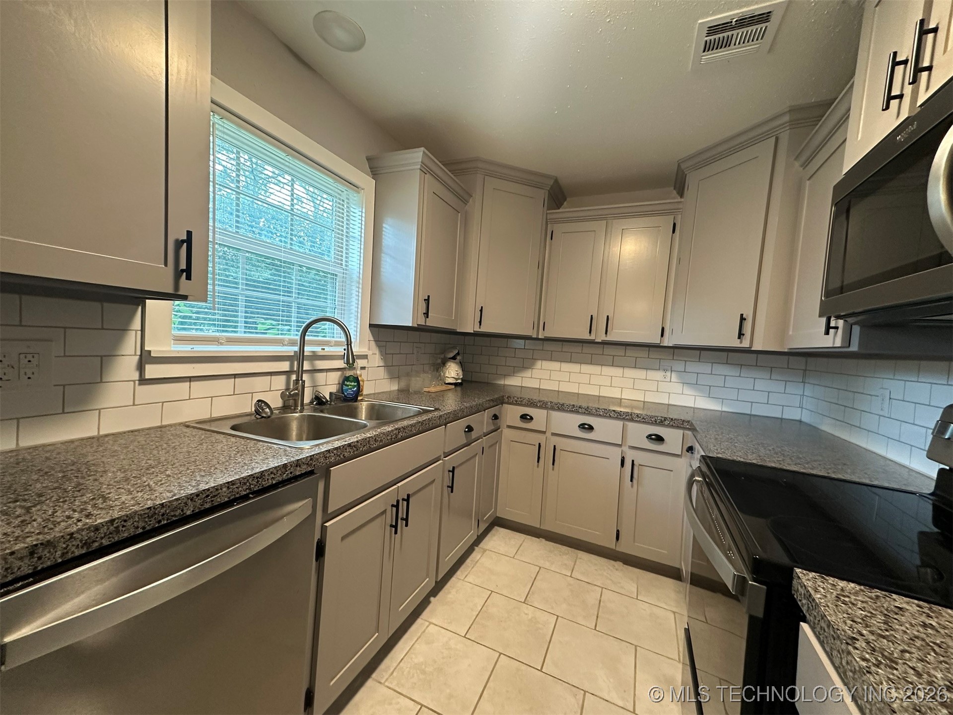206 NE 1st Red Oak OK 74563