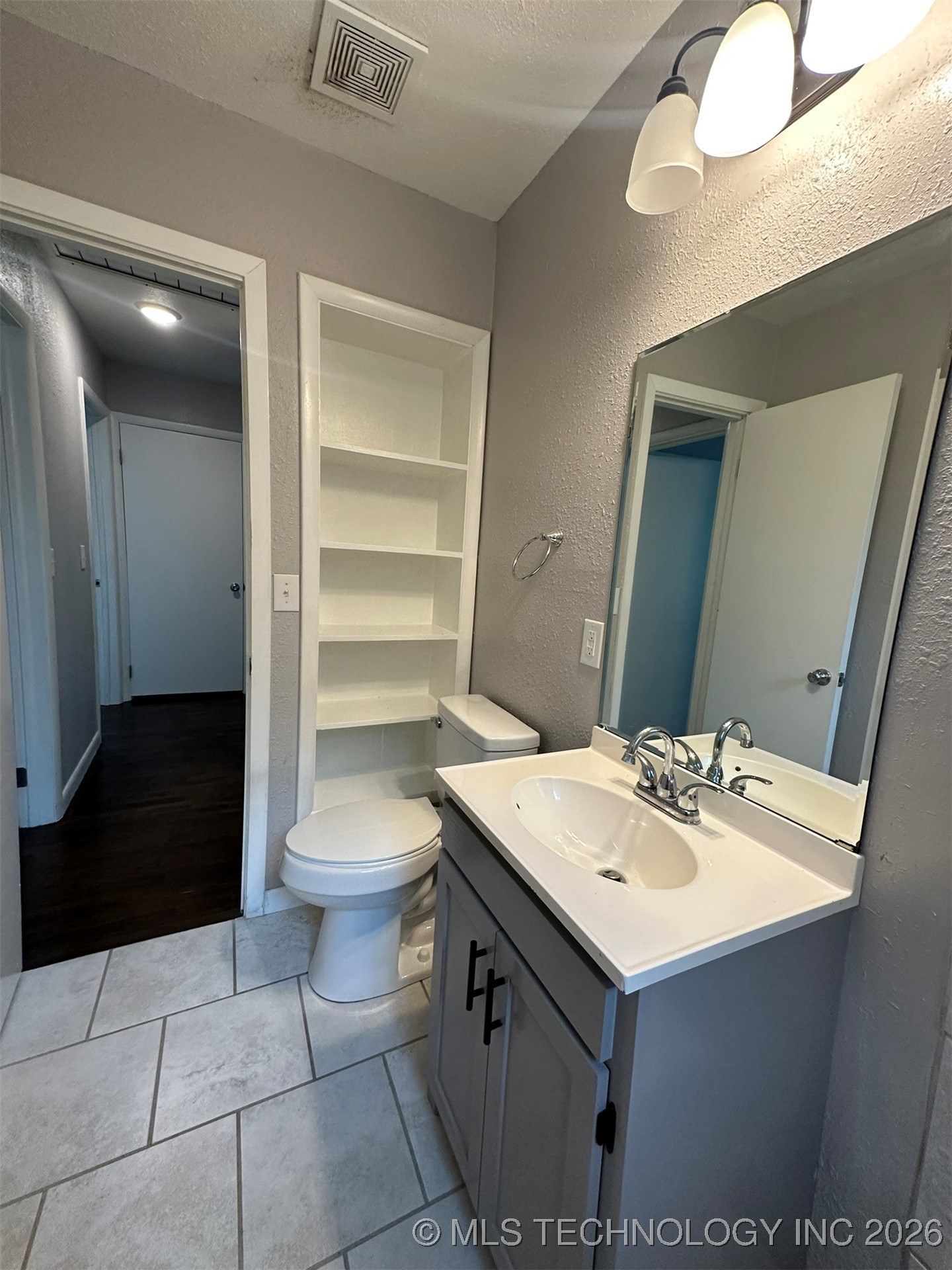 206 NE 1st Red Oak OK 74563