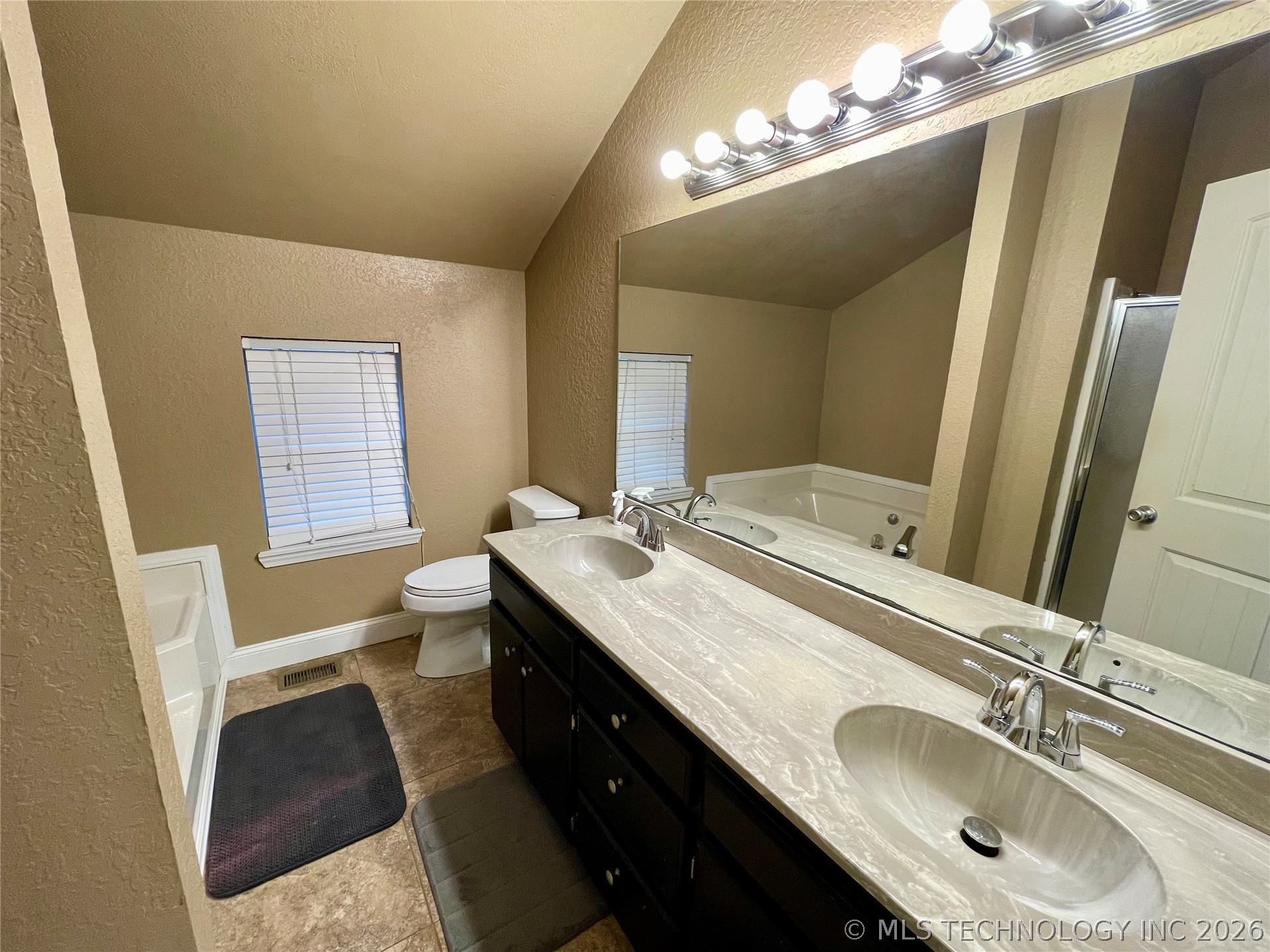 10830 Standing Oak Drive Kingston OK 73439