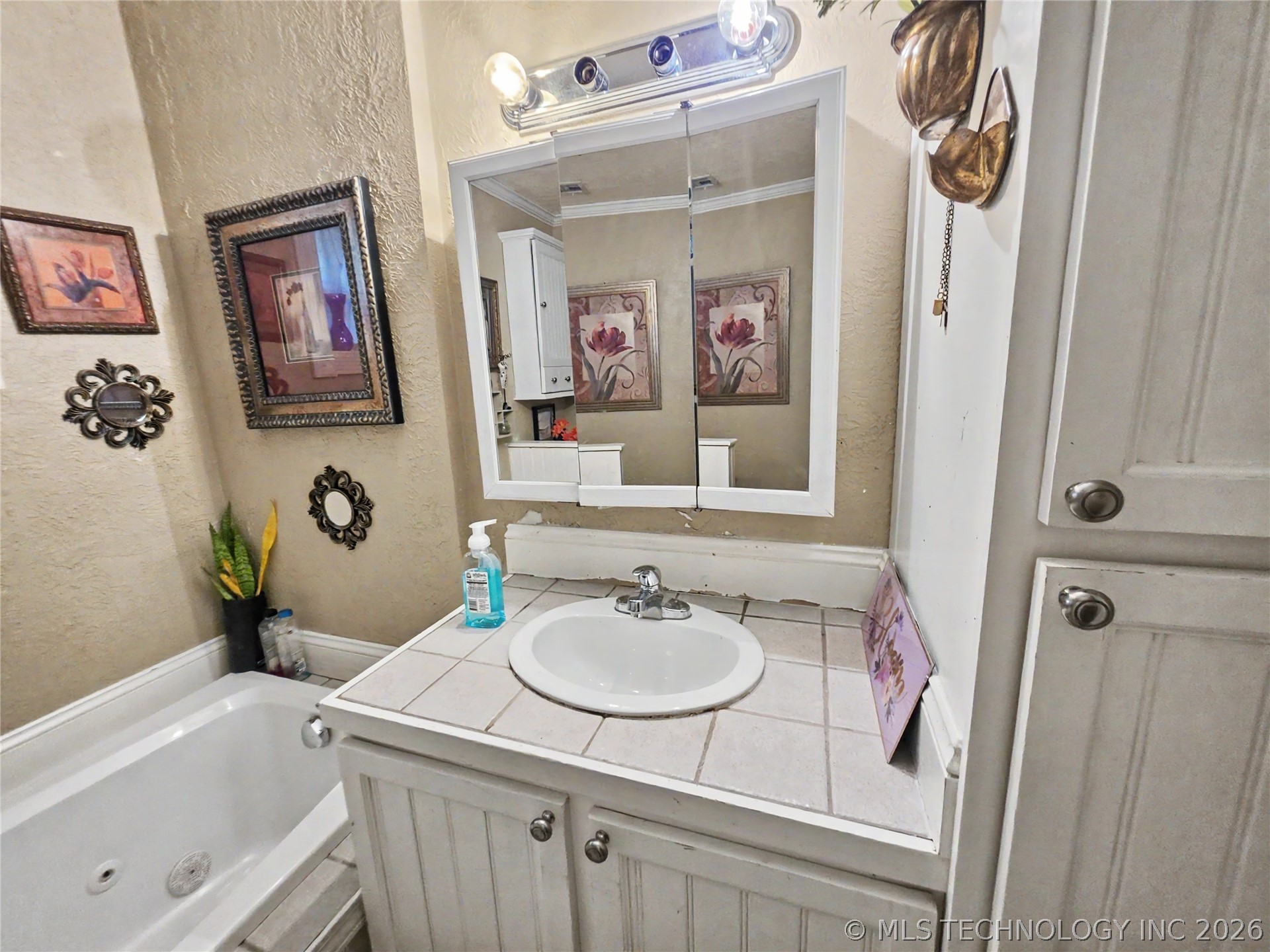 2112 White Avenue Tahlequah OK 74464