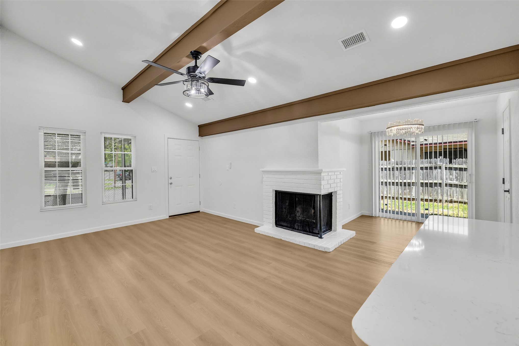 1525 S 112th Eastavenue Tulsa OK 74128