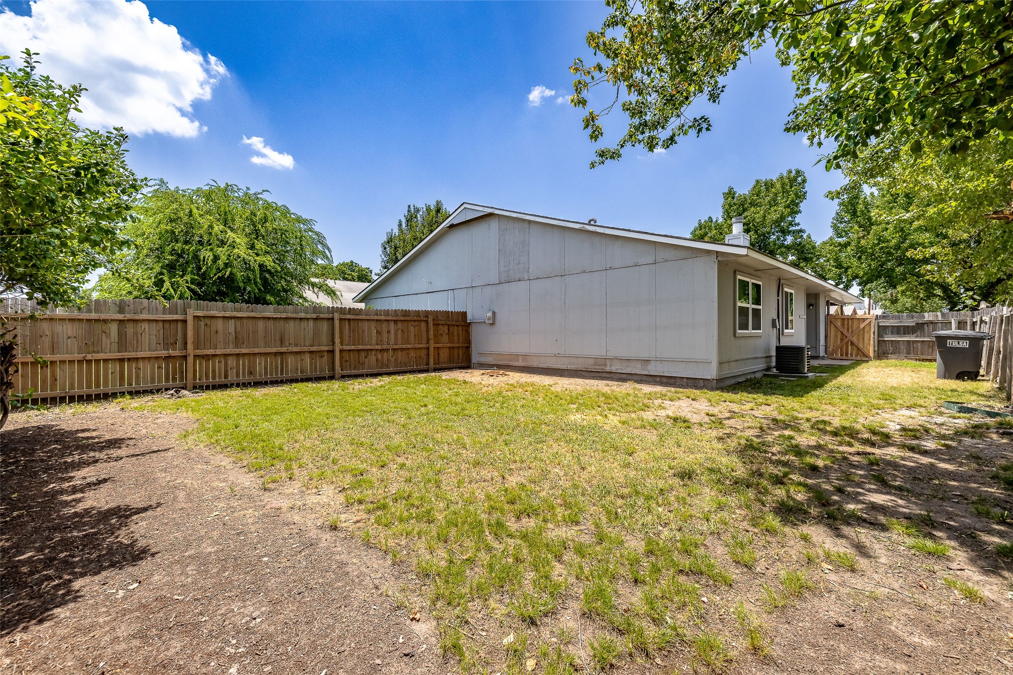 1525 S 112th Eastavenue Tulsa OK 74128