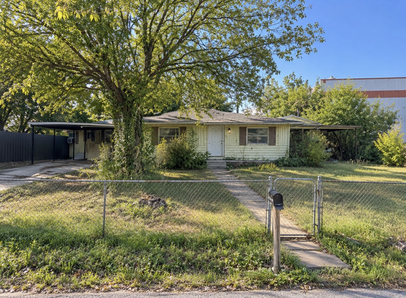 5140 S 37th Avenue W Tulsa OK 74107
