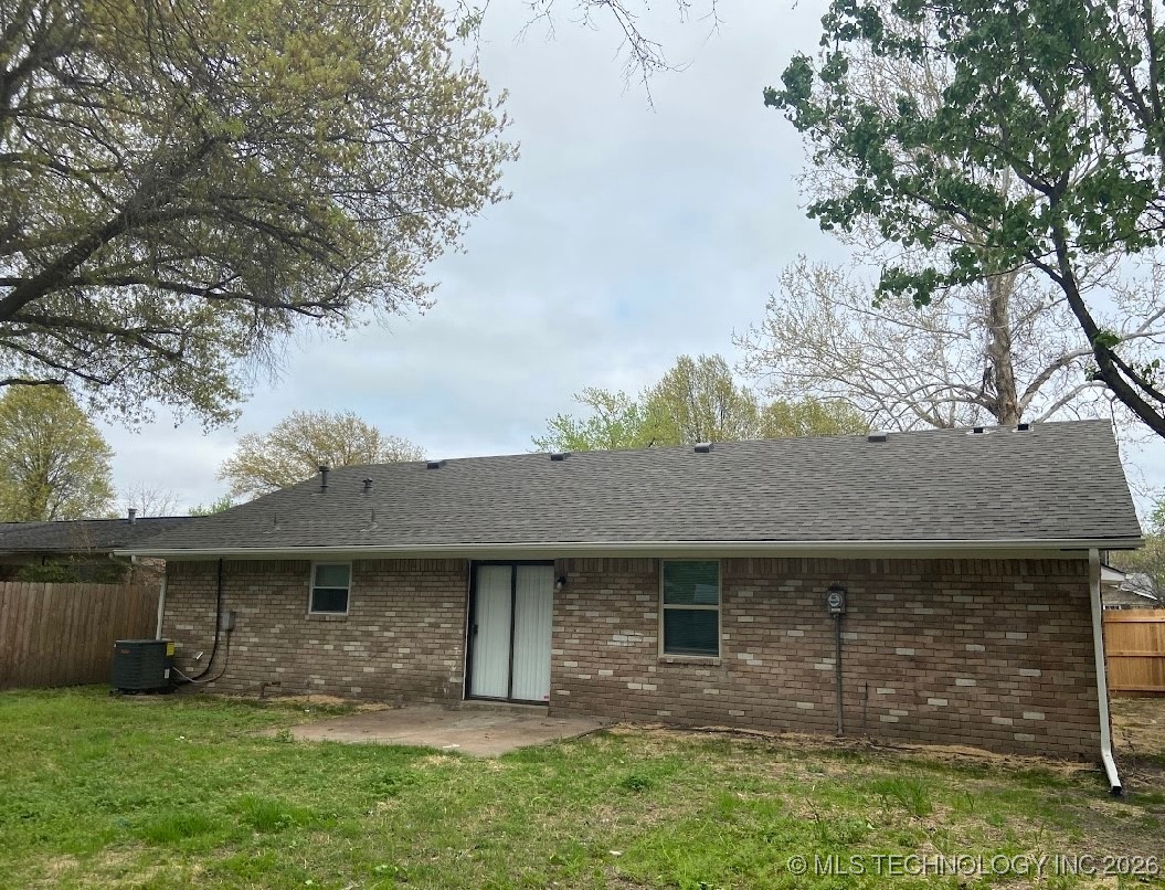 1824 S 119th Eastavenue Tulsa OK 74128