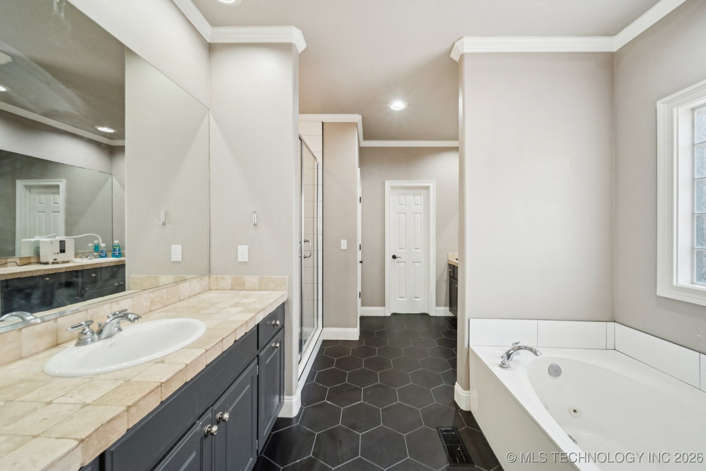 6510 E 83rd Place Tulsa OK 74133