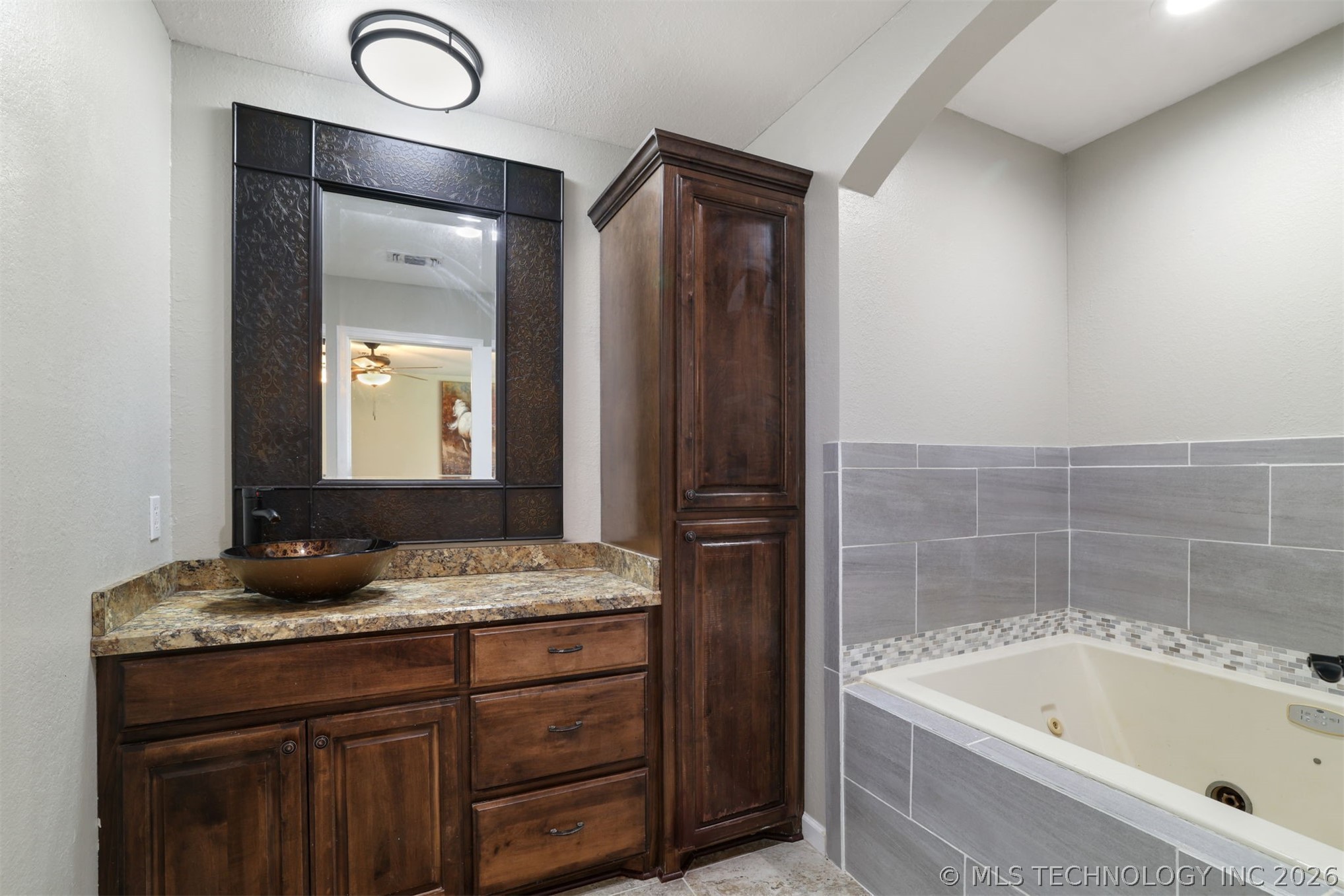1180 N 4430 Road Valliant OK 74764