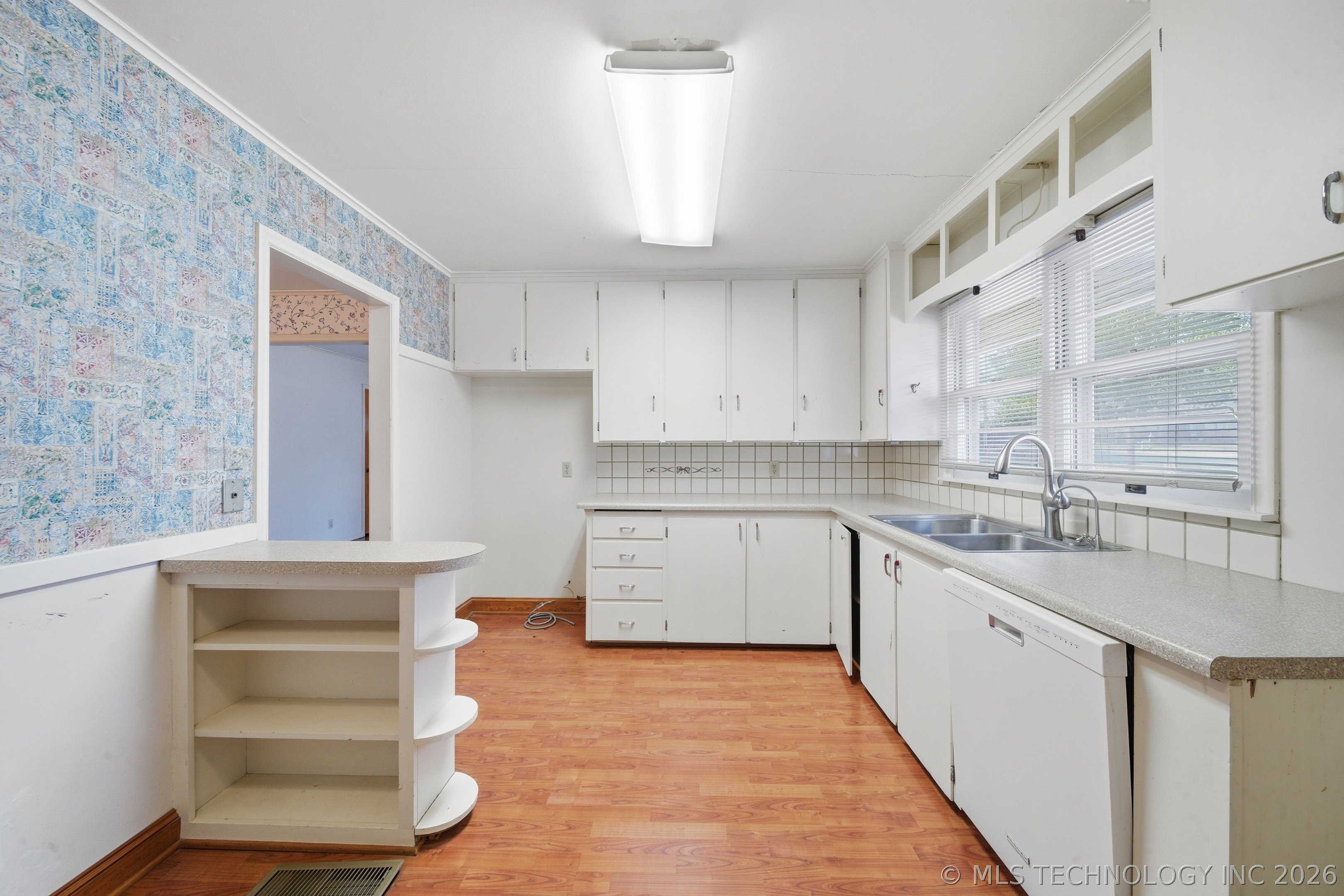 4905 S Columbia Avenue Tulsa OK 74105