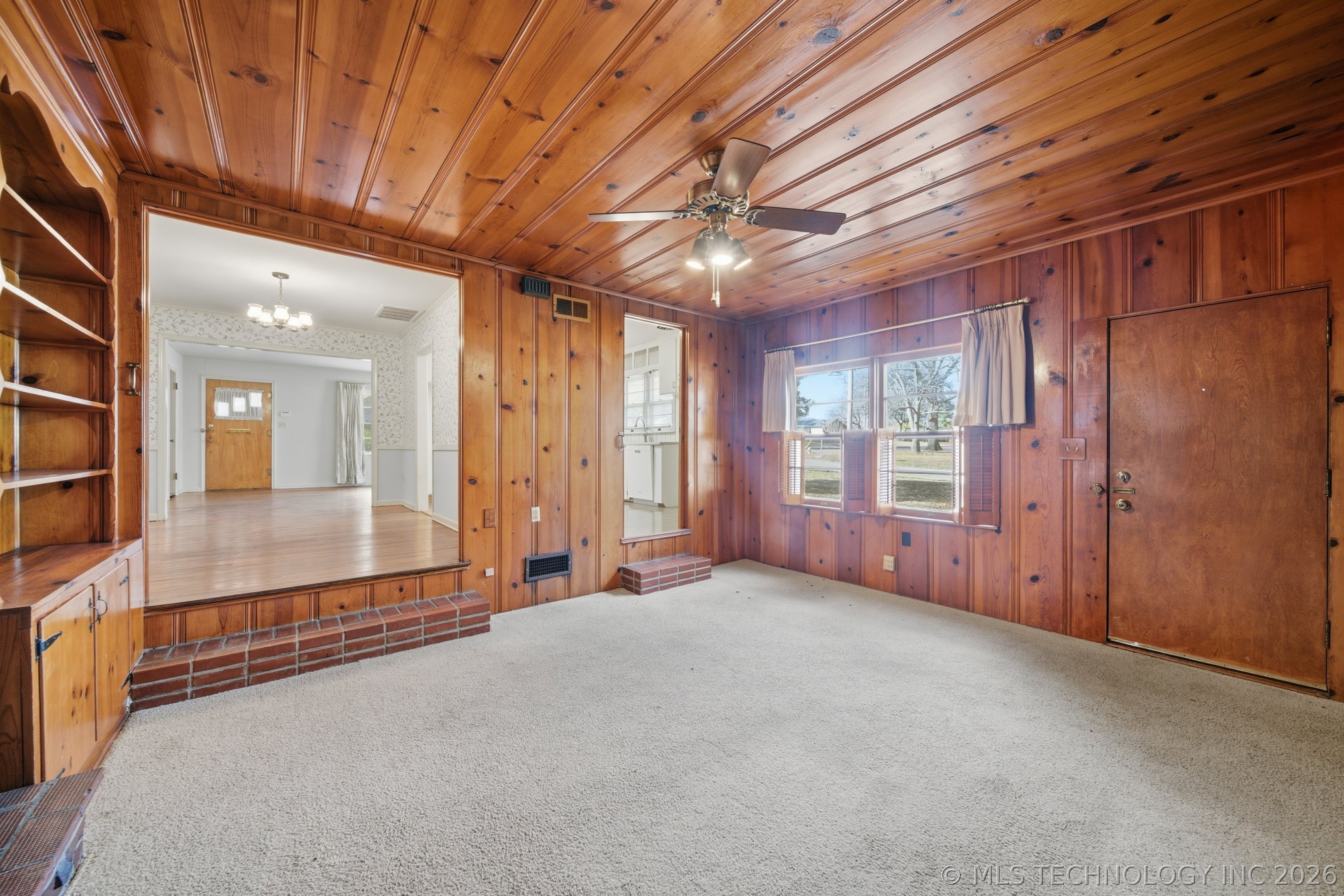 4905 S Columbia Avenue Tulsa OK 74105