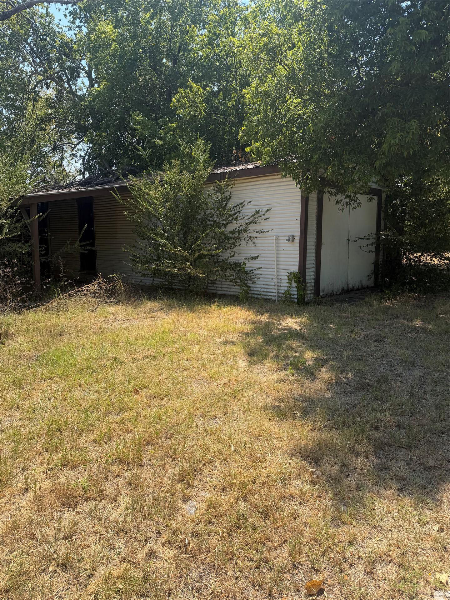 511 5th Street Healdton OK 73438