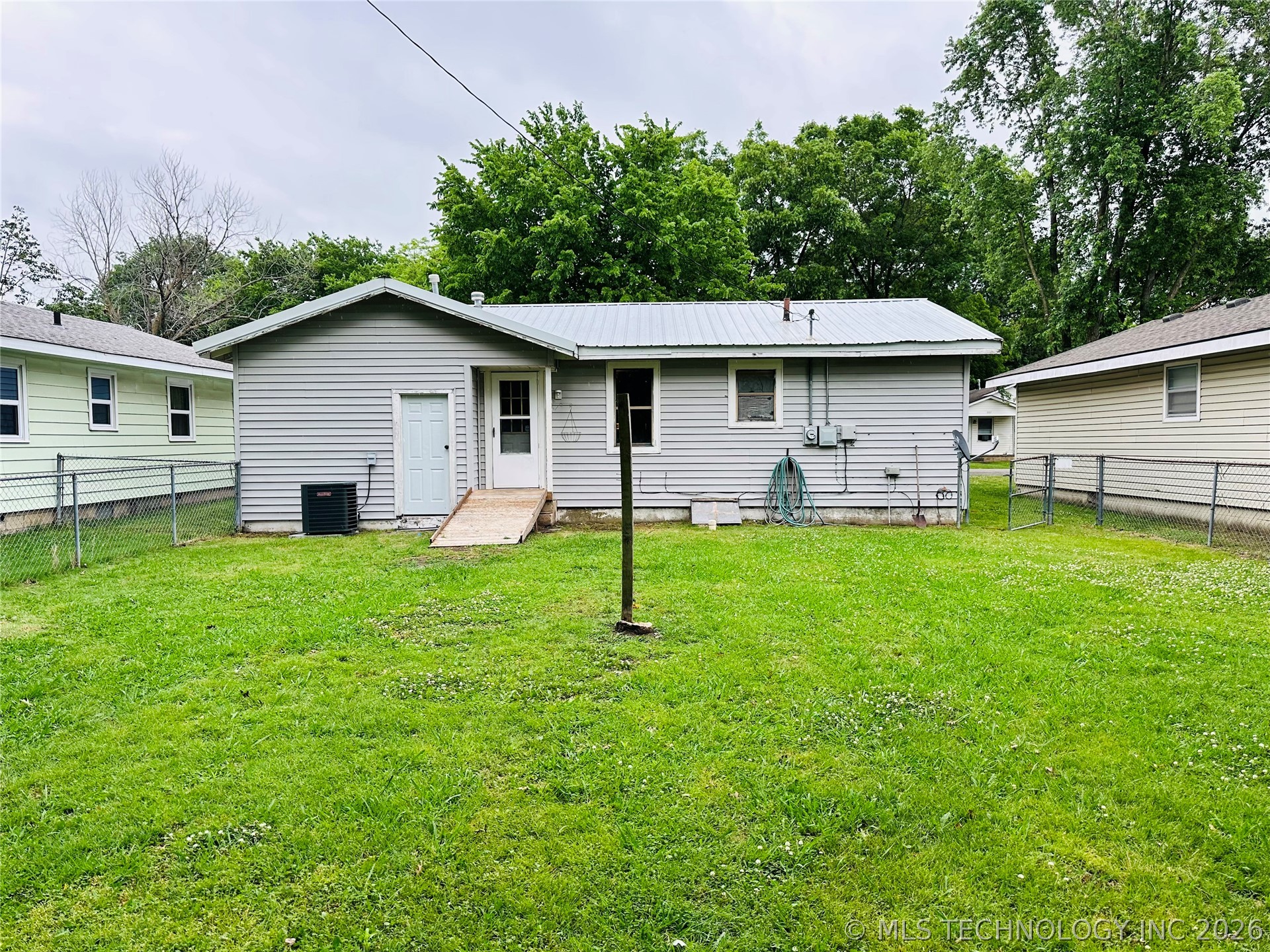 206 S Ora Street Pryor OK 74361