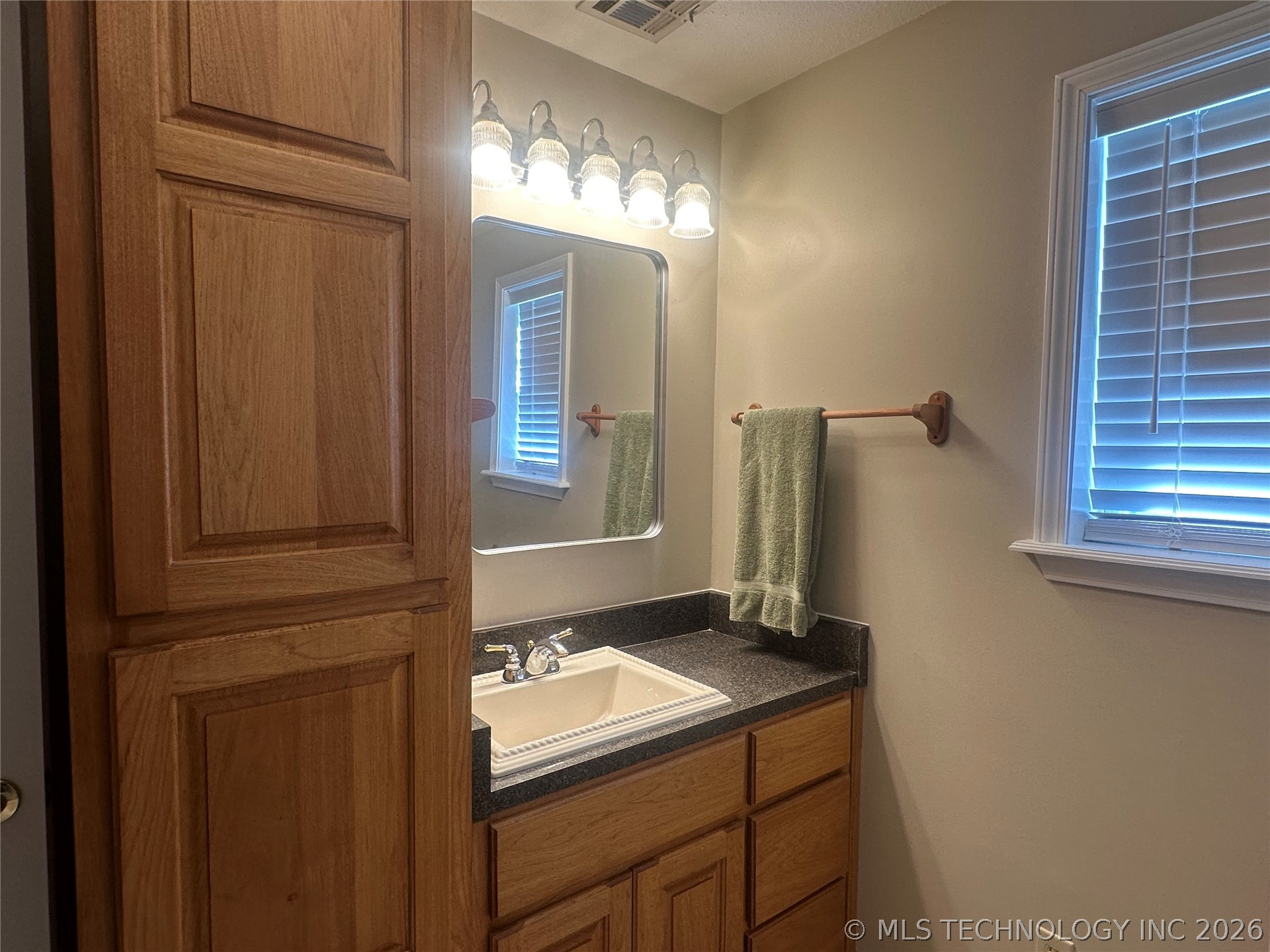 613 S 1st Street Morris OK 74445