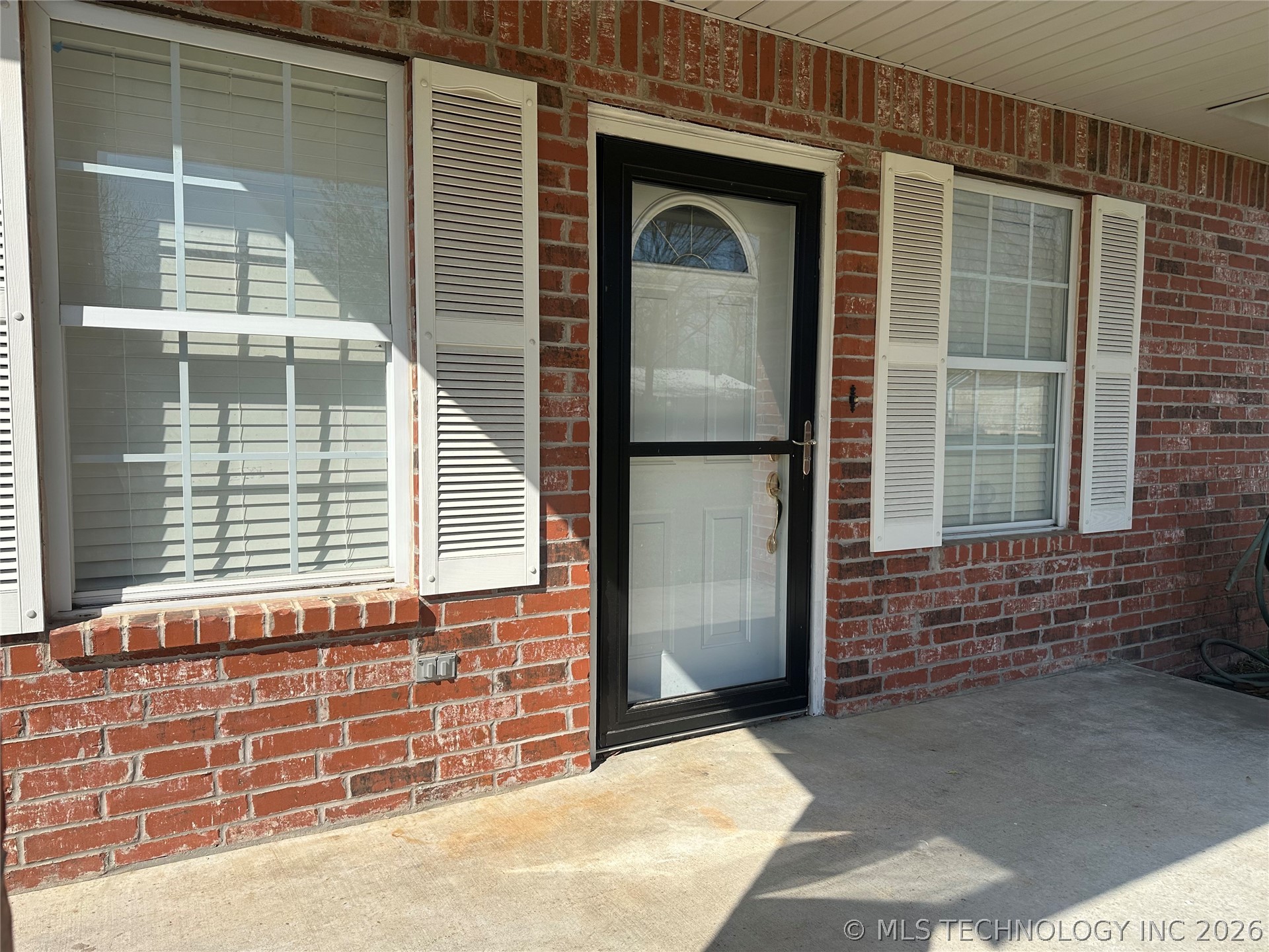 613 S 1st Street Morris OK 74445
