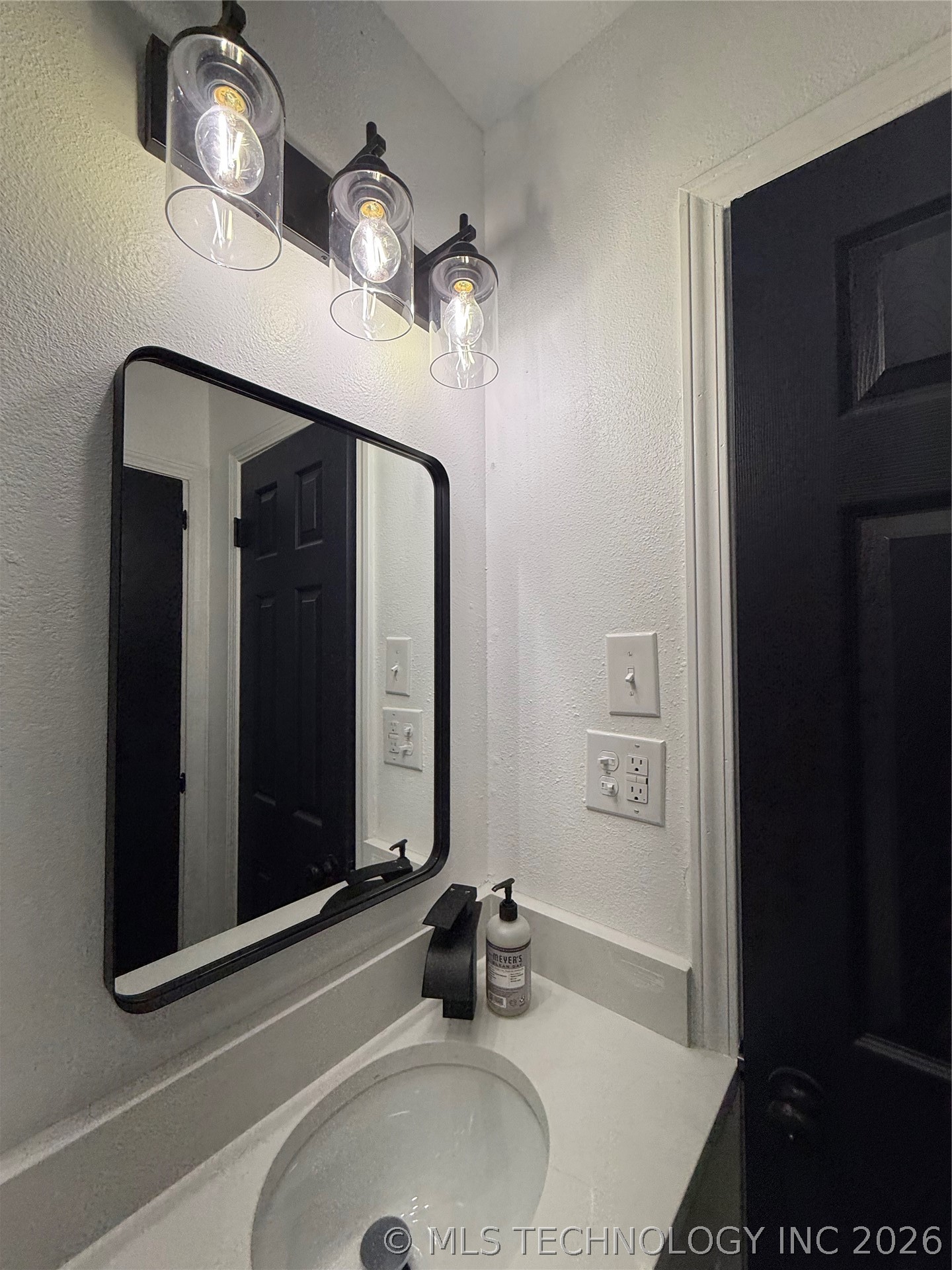 75 S 204th Eastavenue Tulsa OK 74108