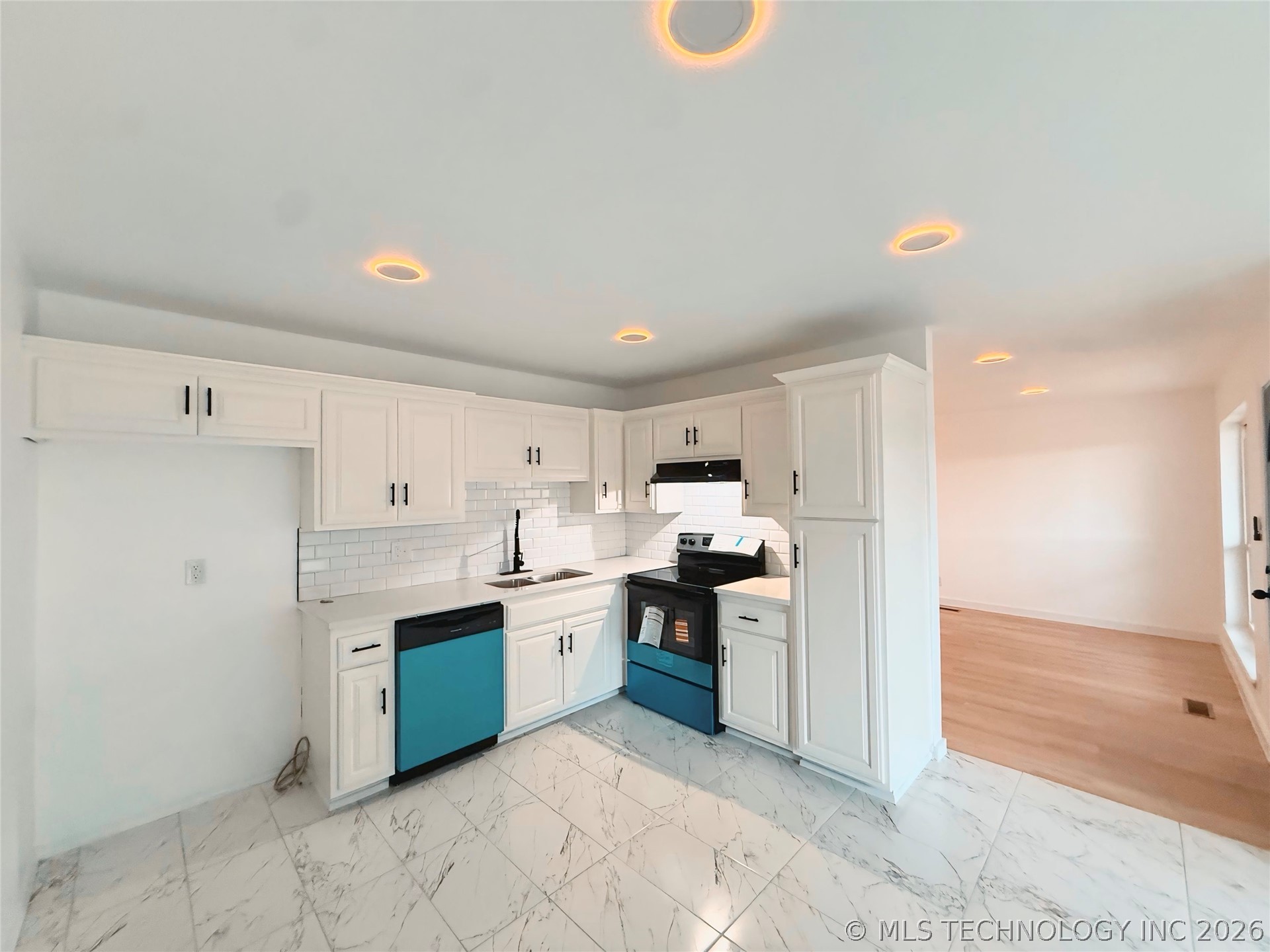 75 S 204th Eastavenue Tulsa OK 74108