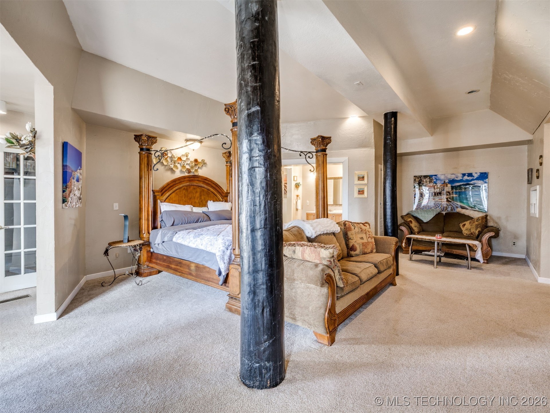 2 W Diamond Head Drive Sand Springs OK 74063