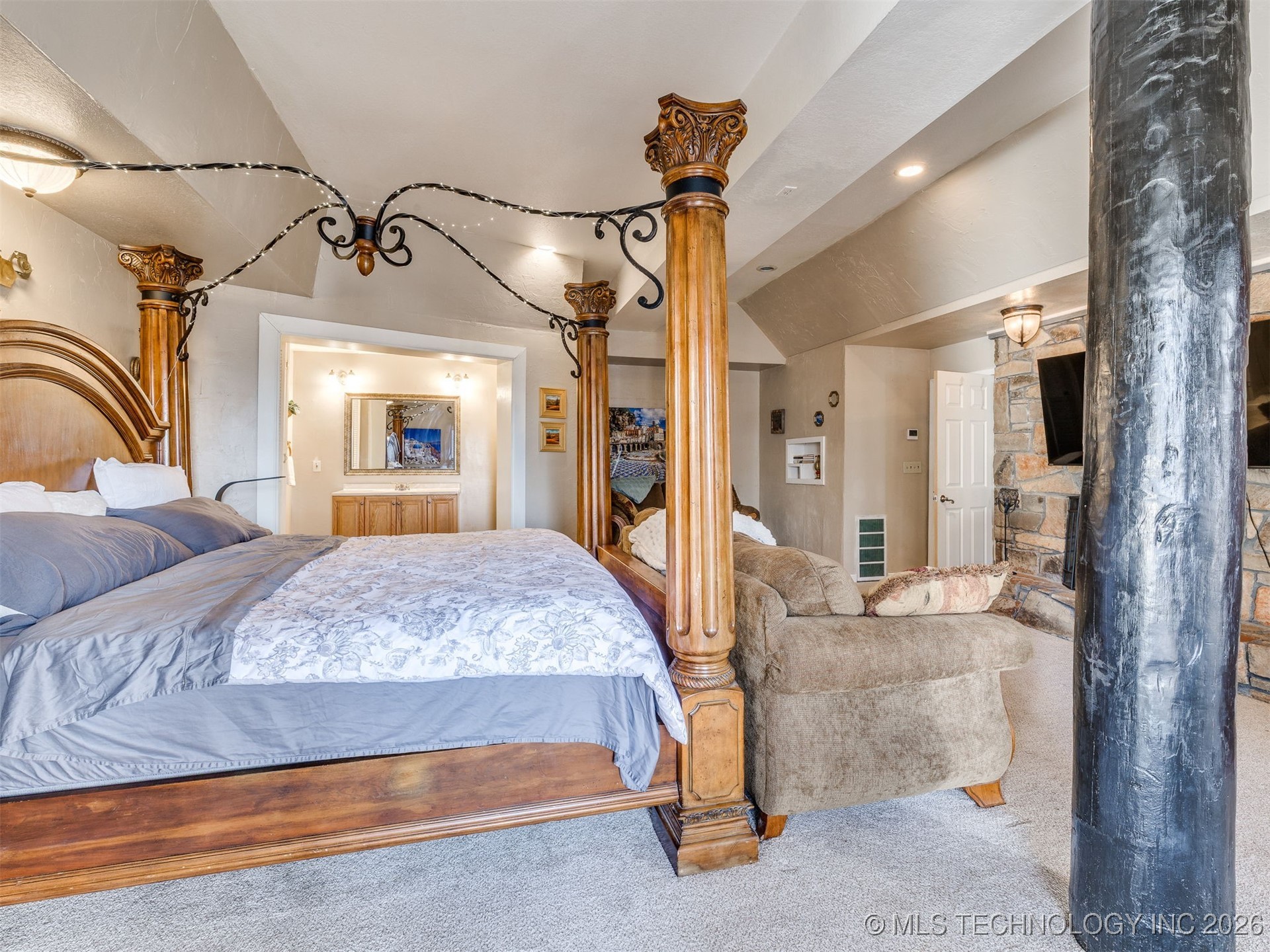 2 W Diamond Head Drive Sand Springs OK 74063
