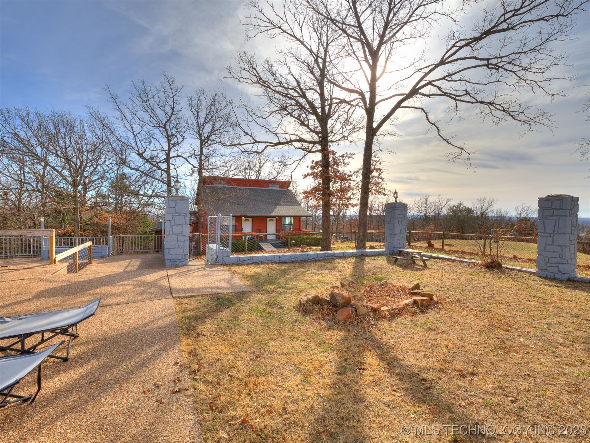 2 W Diamond Head Drive Sand Springs OK 74063