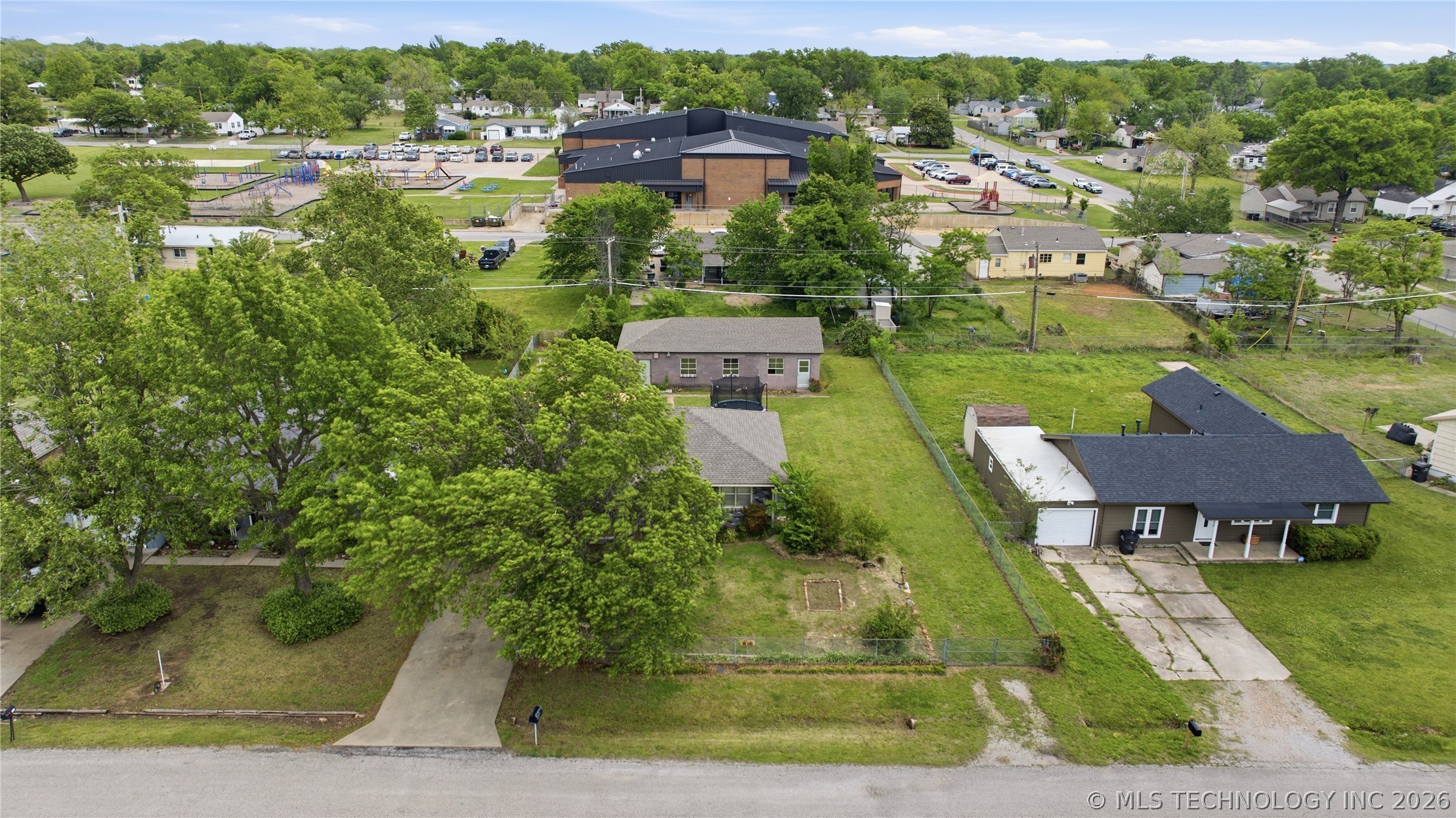 1522 Colorado Avenue Bartlesville OK 74003