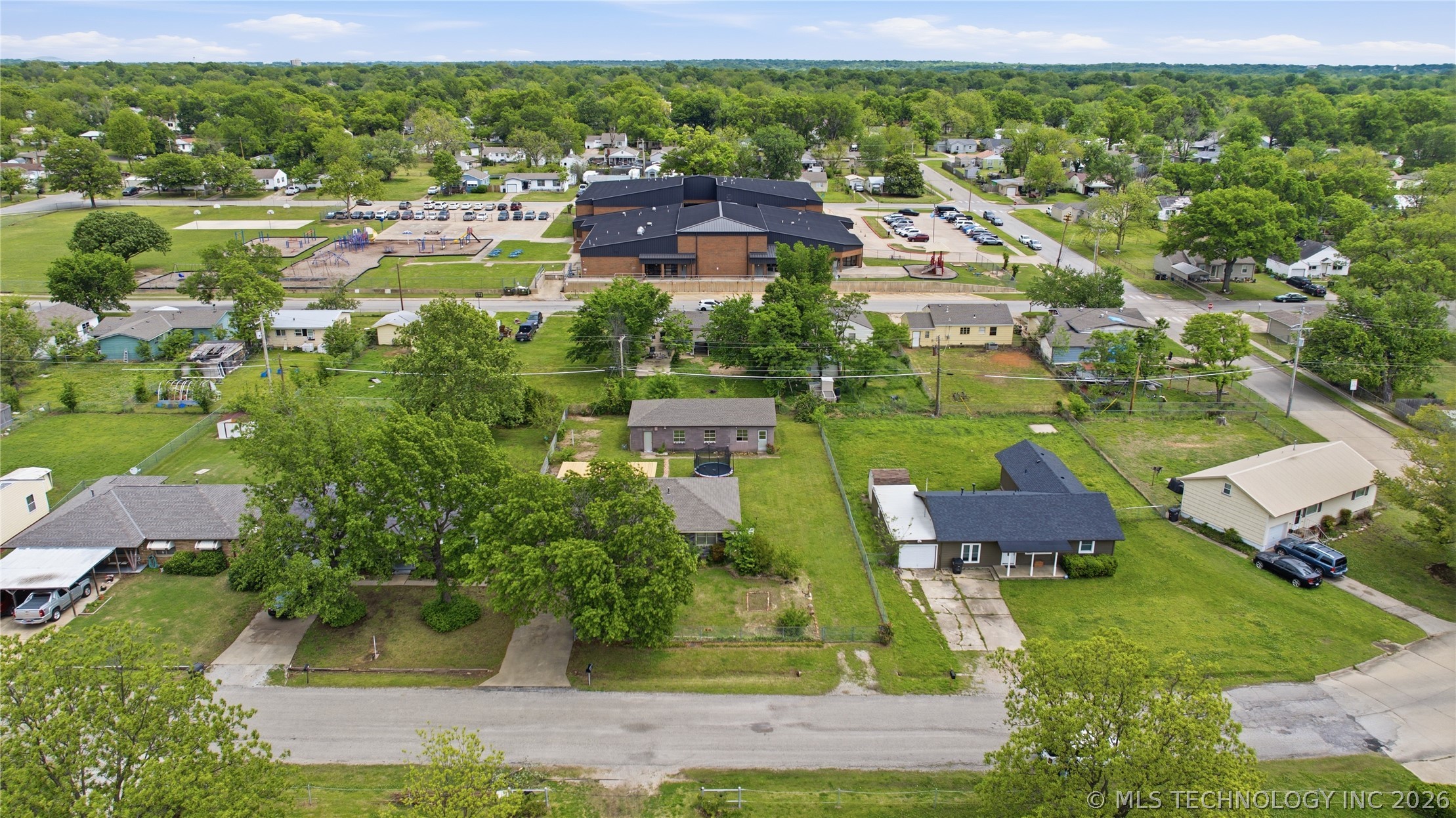 1522 Colorado Avenue Bartlesville OK 74003
