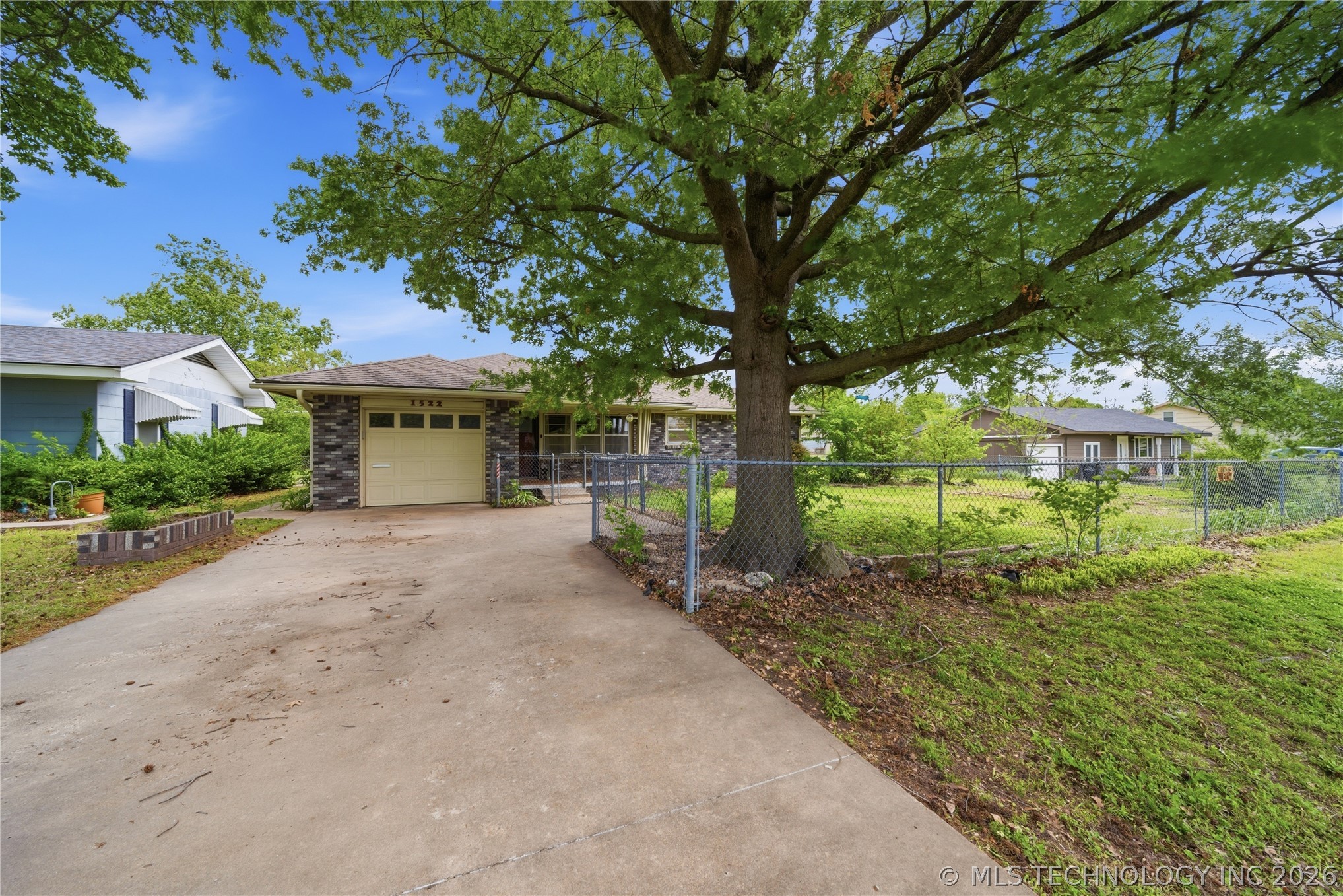 1522 Colorado Avenue Bartlesville OK 74003