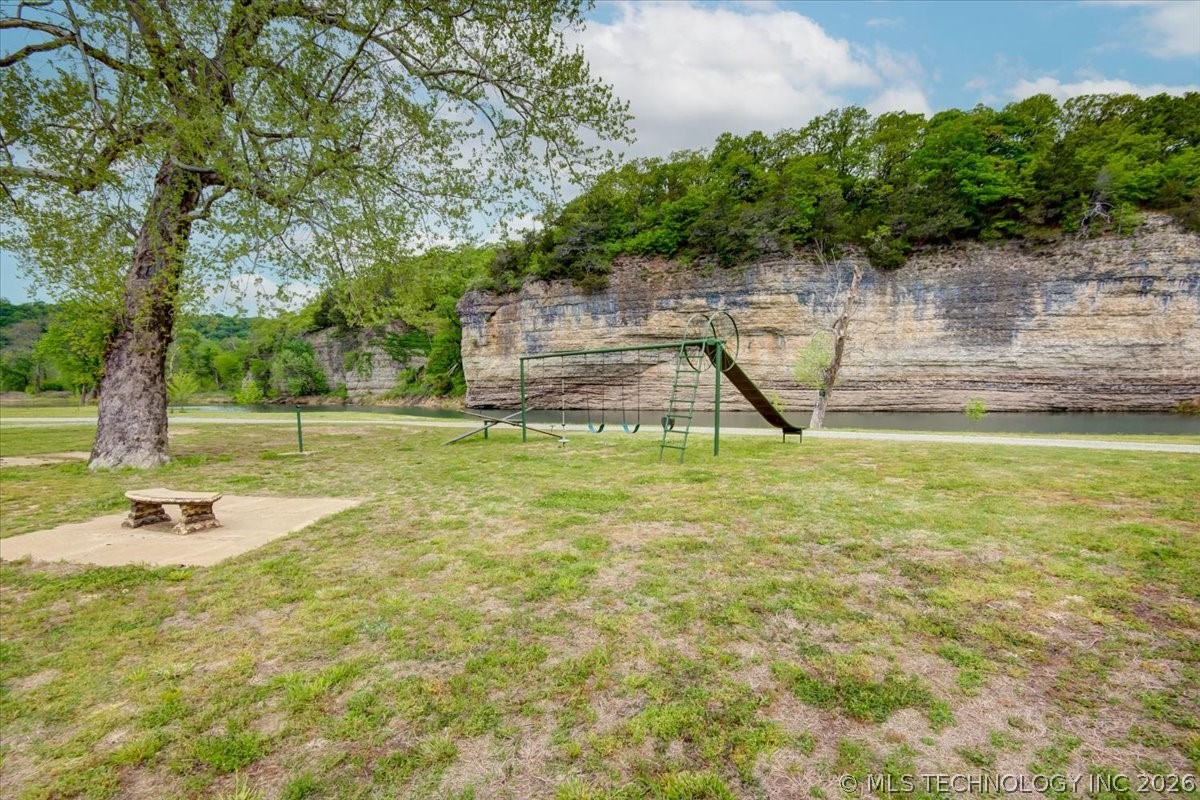 494 Cedar Boulevard Locust Grove OK 74352
