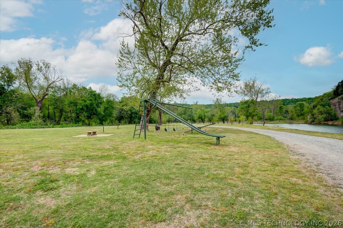 494 Cedar Boulevard Locust Grove OK 74352