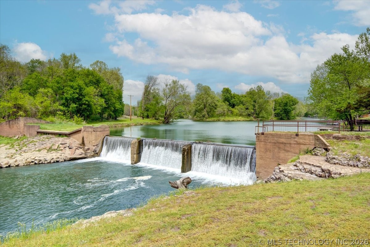 494 Cedar Boulevard Locust Grove OK 74352