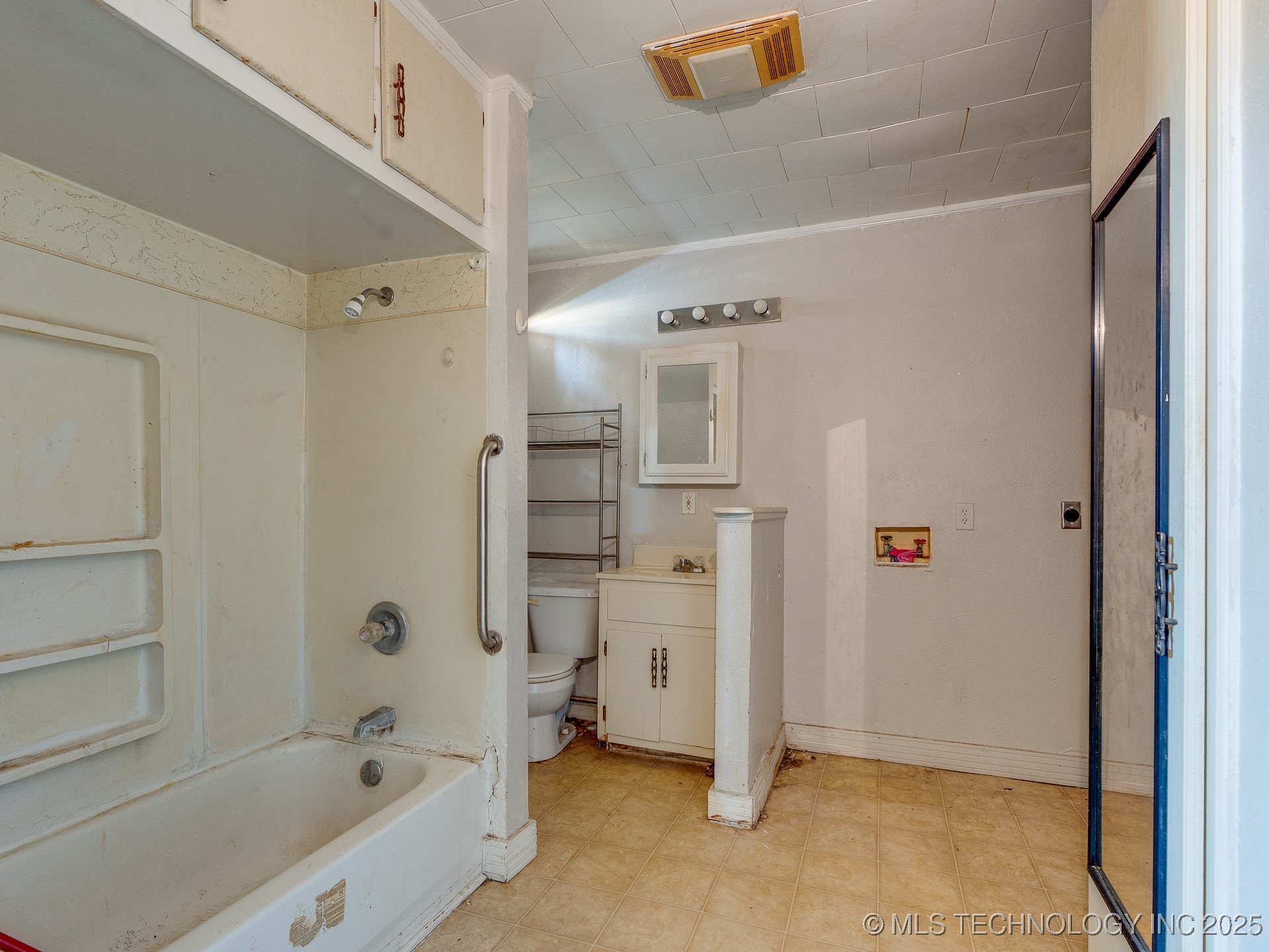 605 W 5th Ada OK 74820