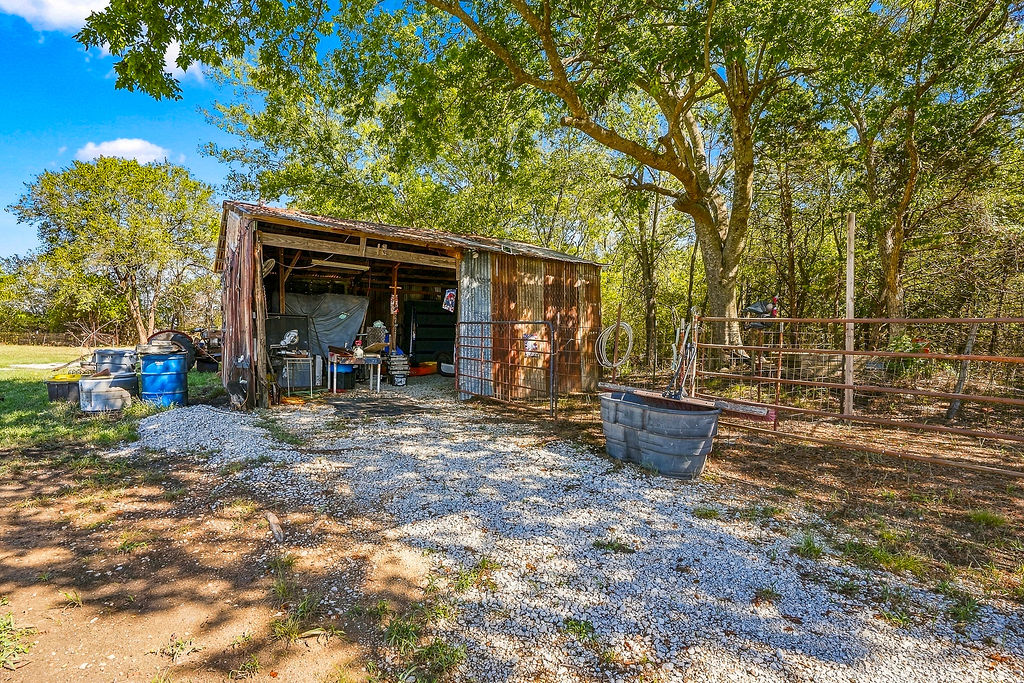 14031 Highway 99 Konawa OK 74849