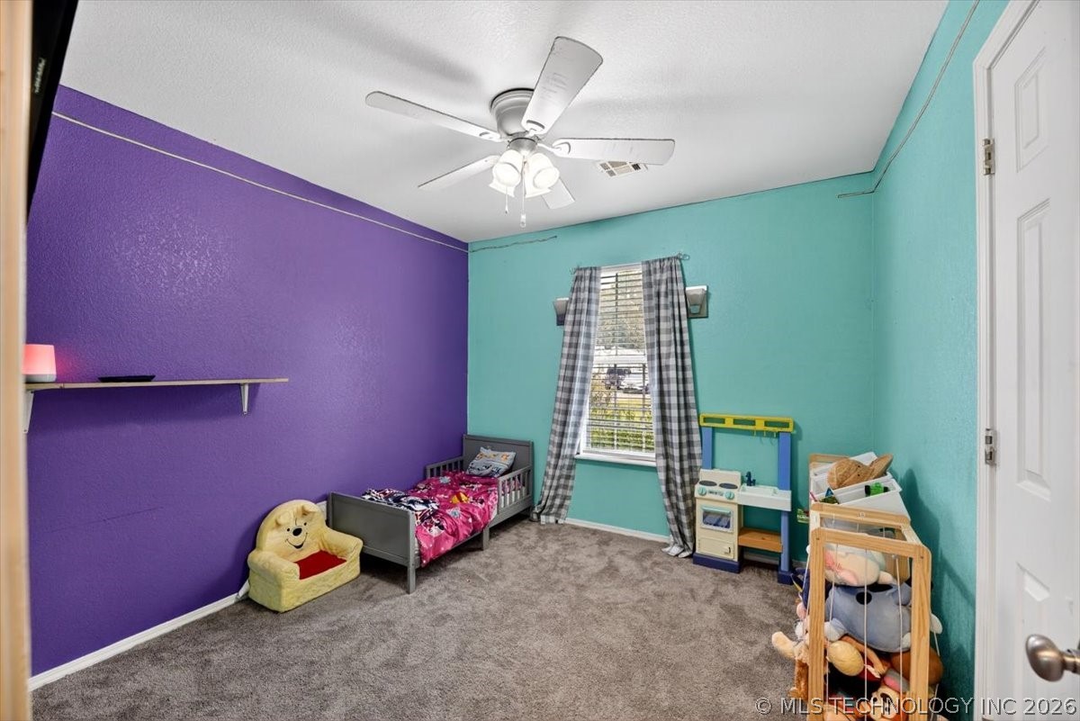 610 N Main Street Wagoner OK 74467