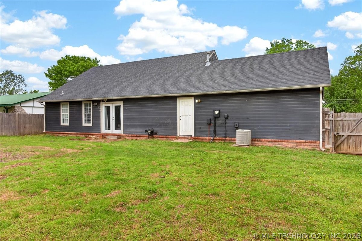 610 N Main Street Wagoner OK 74467