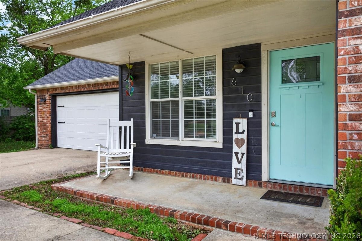 610 N Main Street Wagoner OK 74467