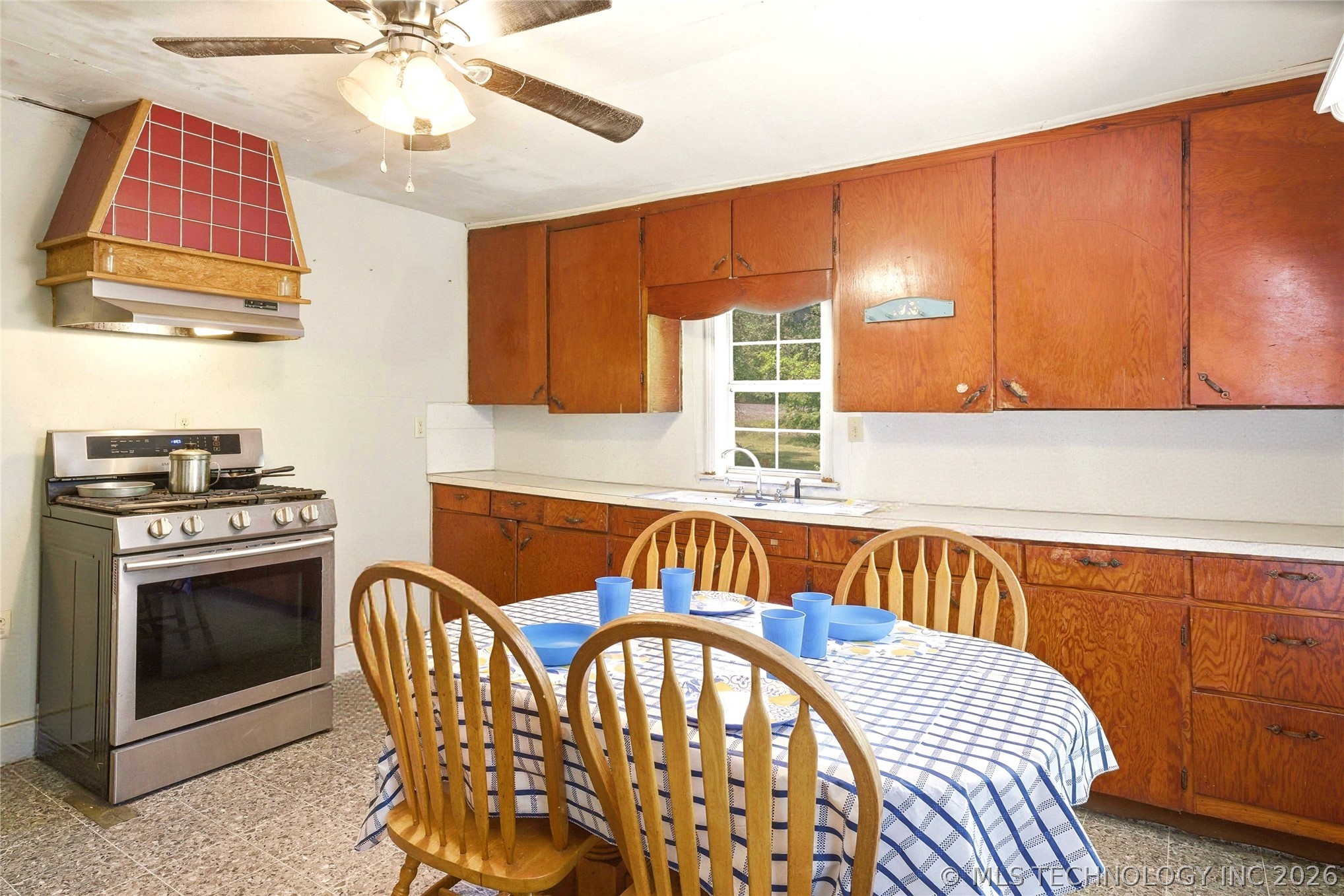 464220 E 888 Road Stilwell OK 74960