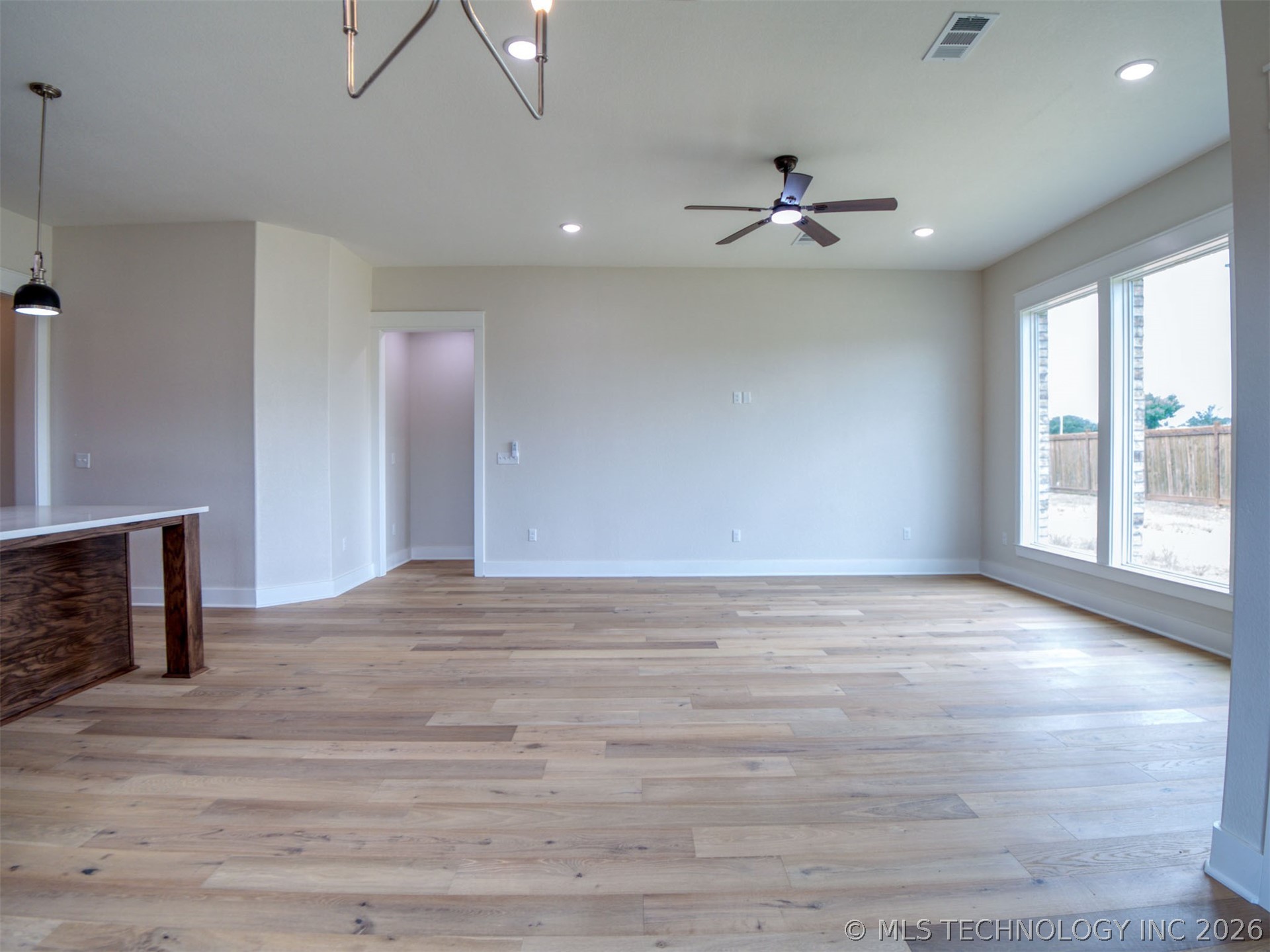 1197 Wild Indigo Circle Calera OK 74730