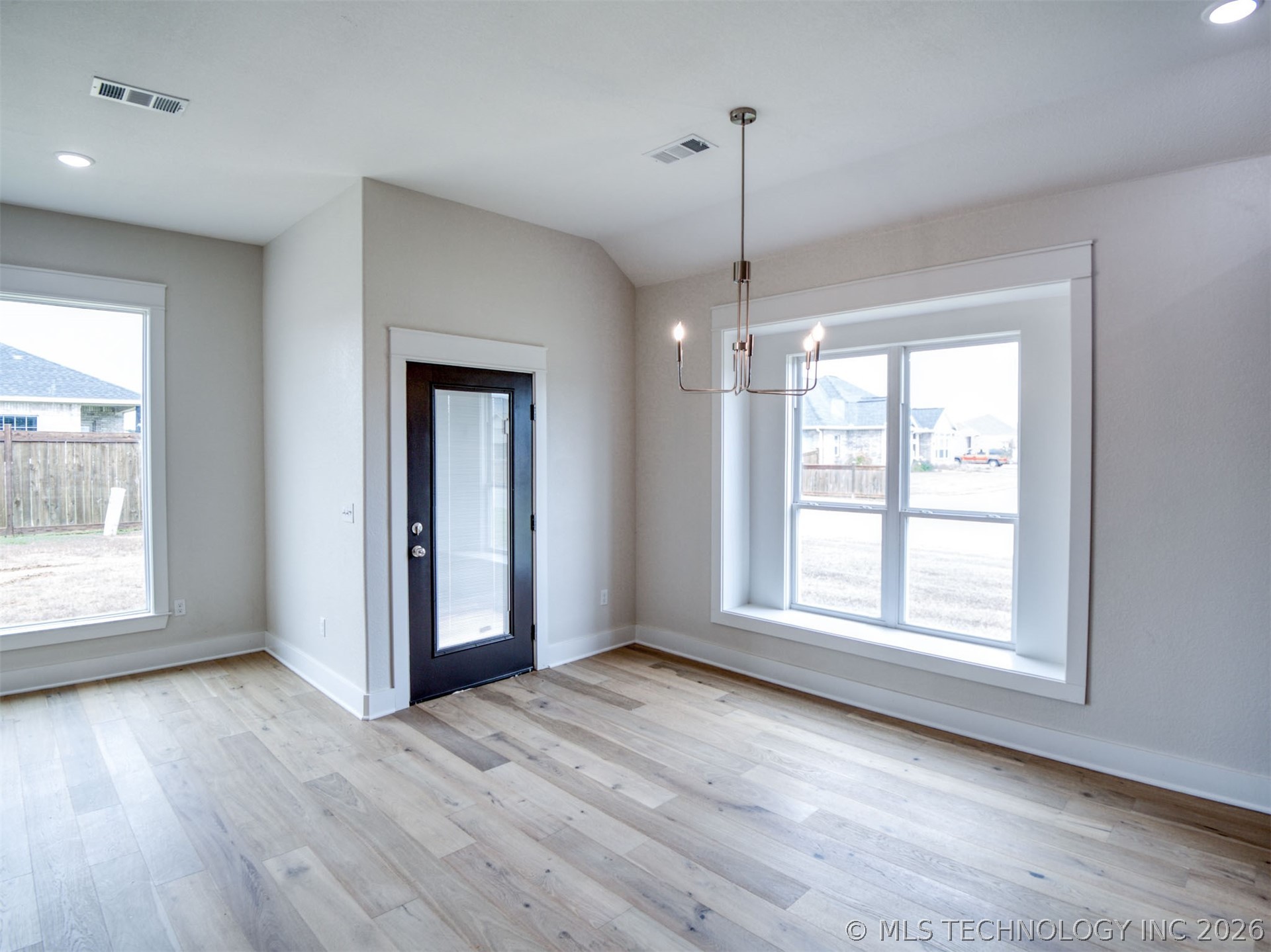 1197 Wild Indigo Circle Calera OK 74730