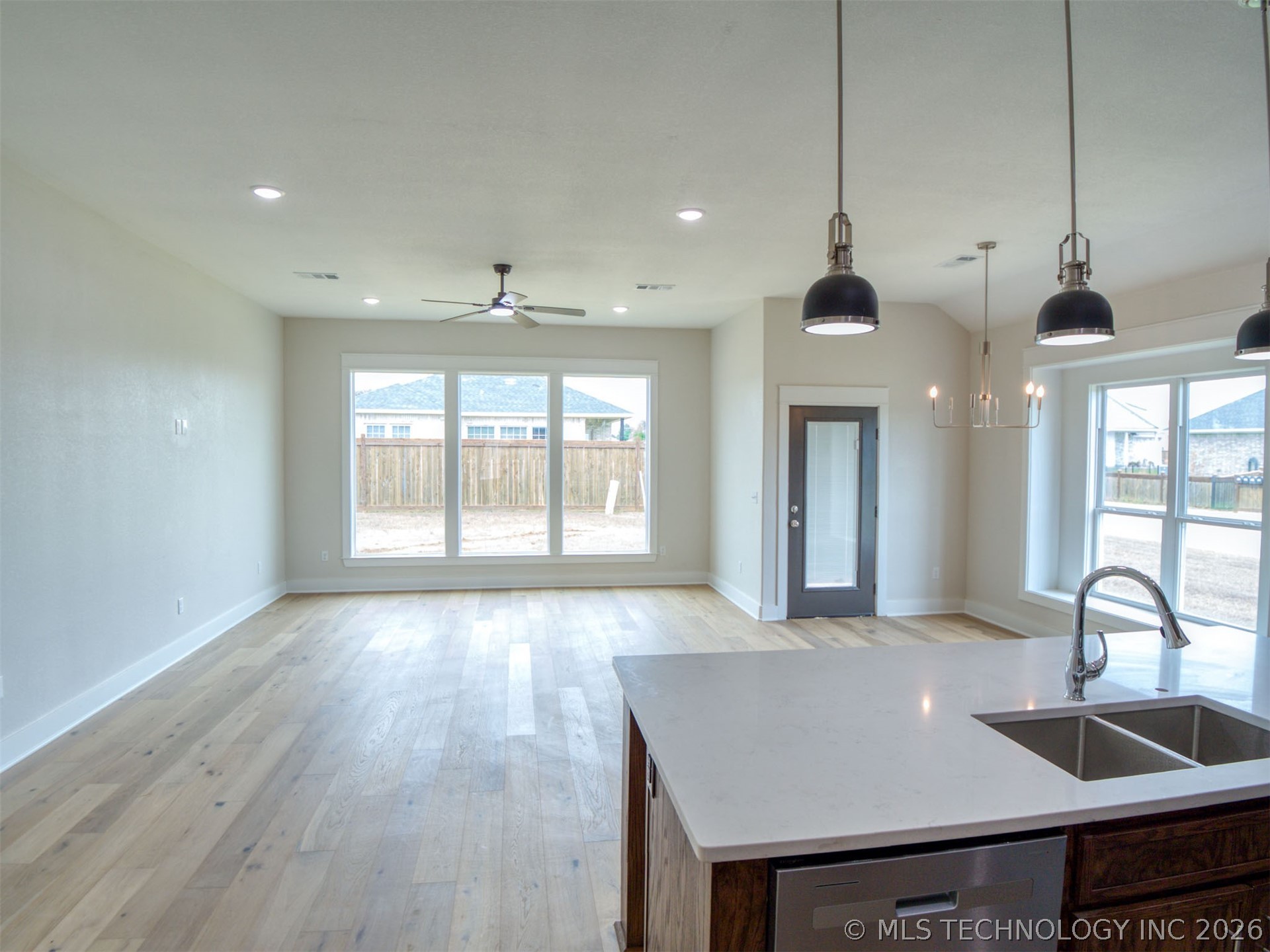 1197 Wild Indigo Circle Calera OK 74730