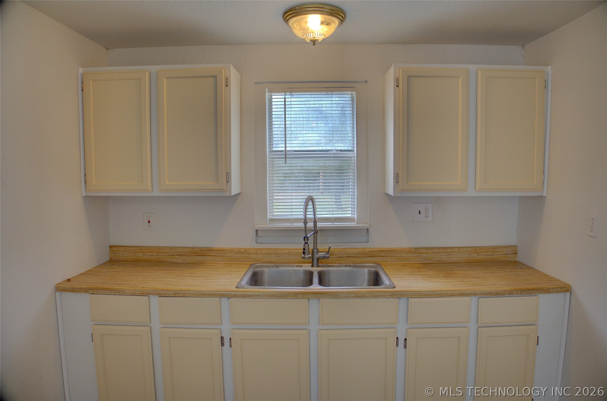 4140 W 8th Street Tulsa OK 74127
