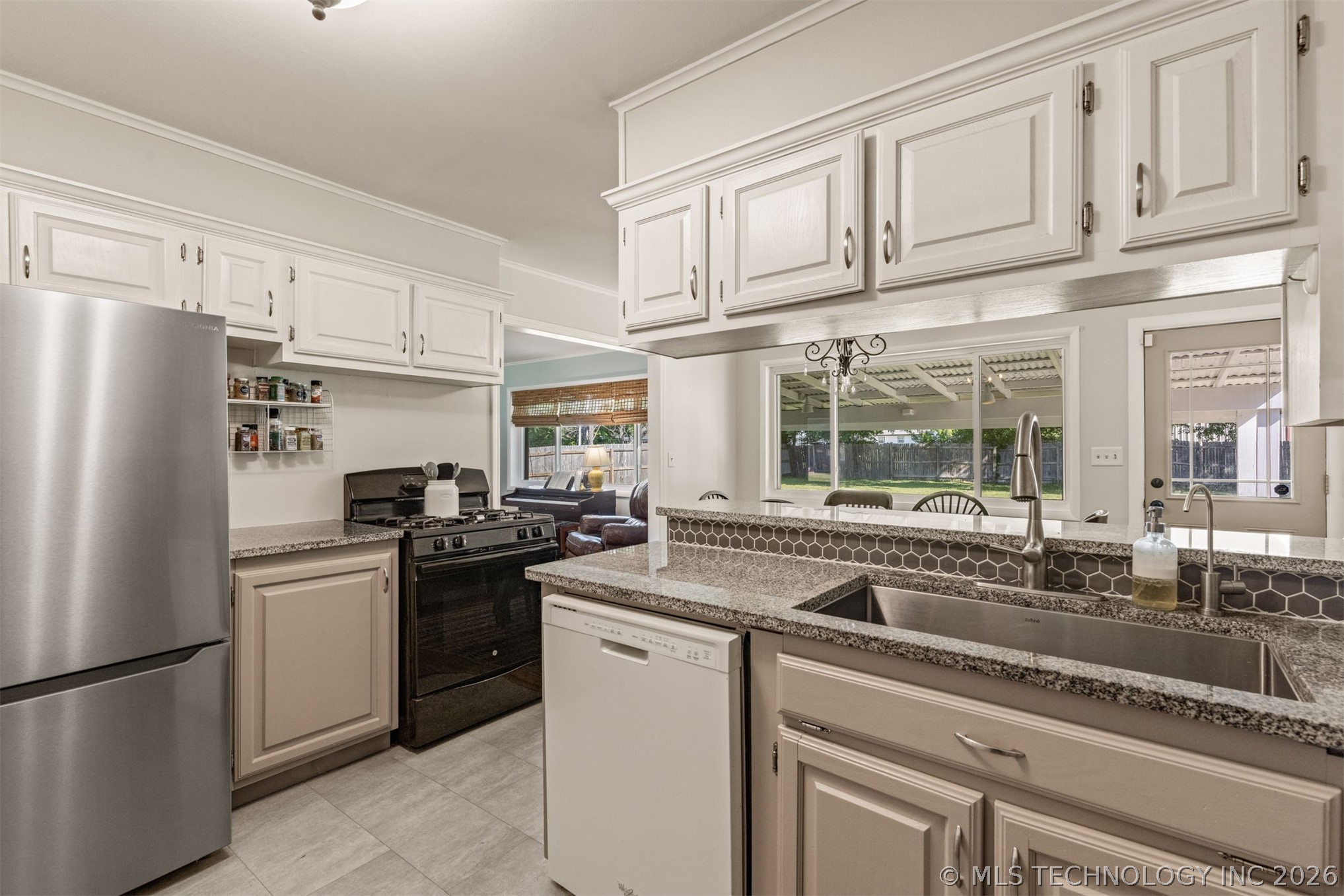 6765 E 26th Place Tulsa OK 74129