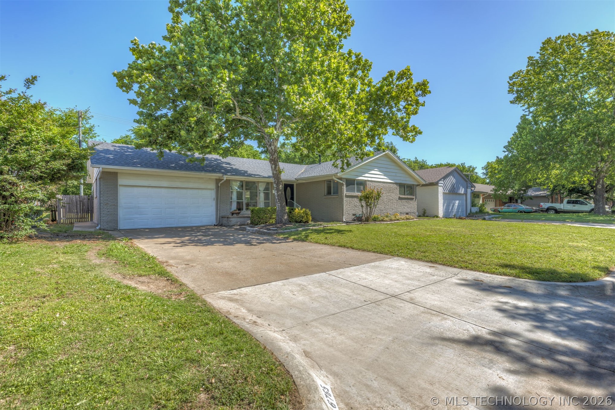 6765 E 26th Place Tulsa OK 74129