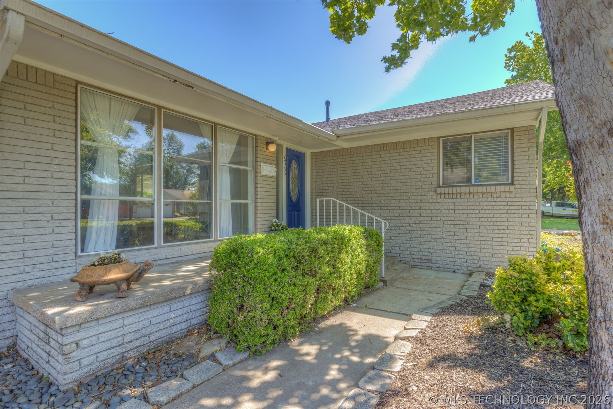 6765 E 26th Place Tulsa OK 74129
