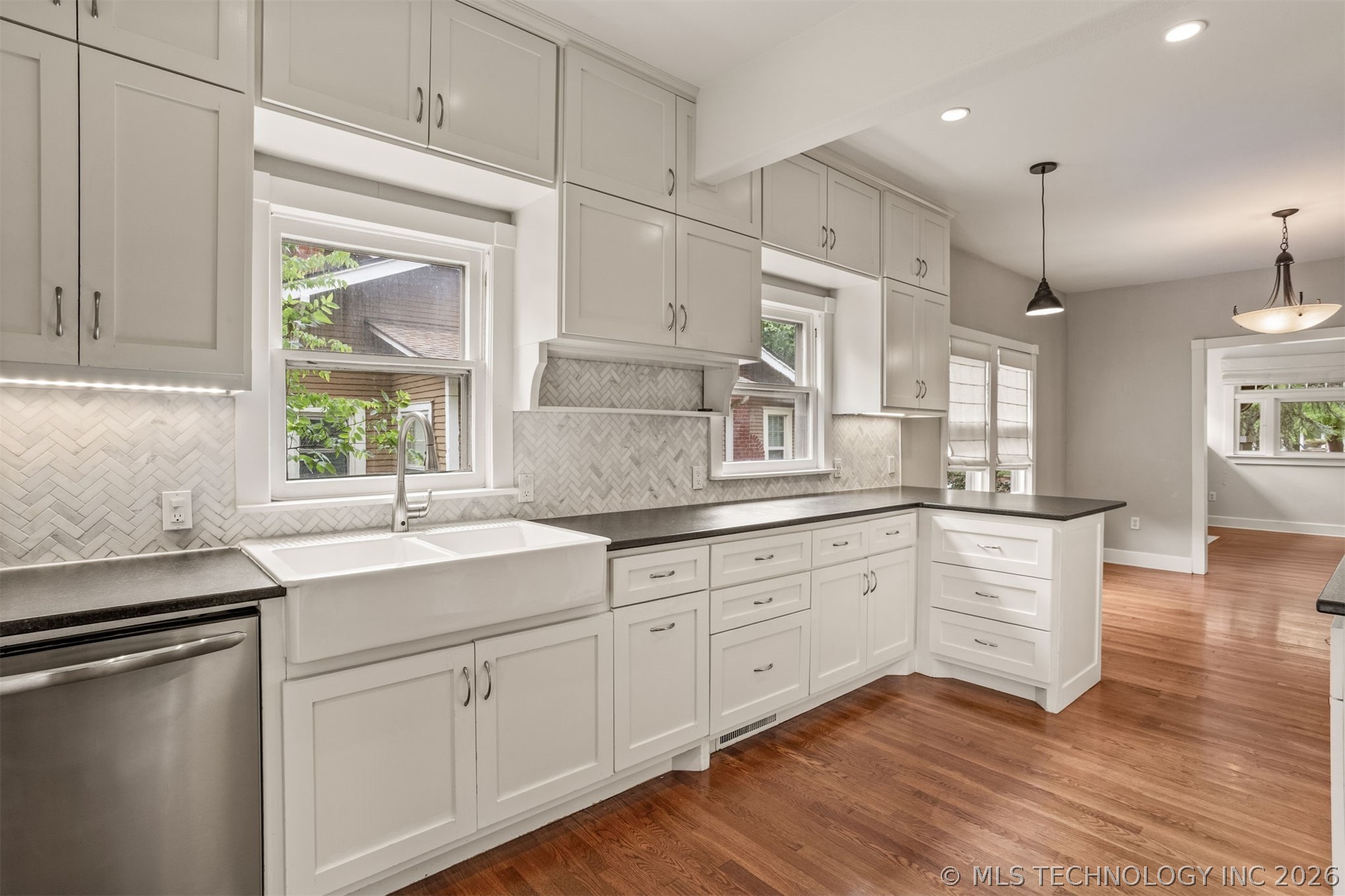 1832 E 16th Place Tulsa OK 74104