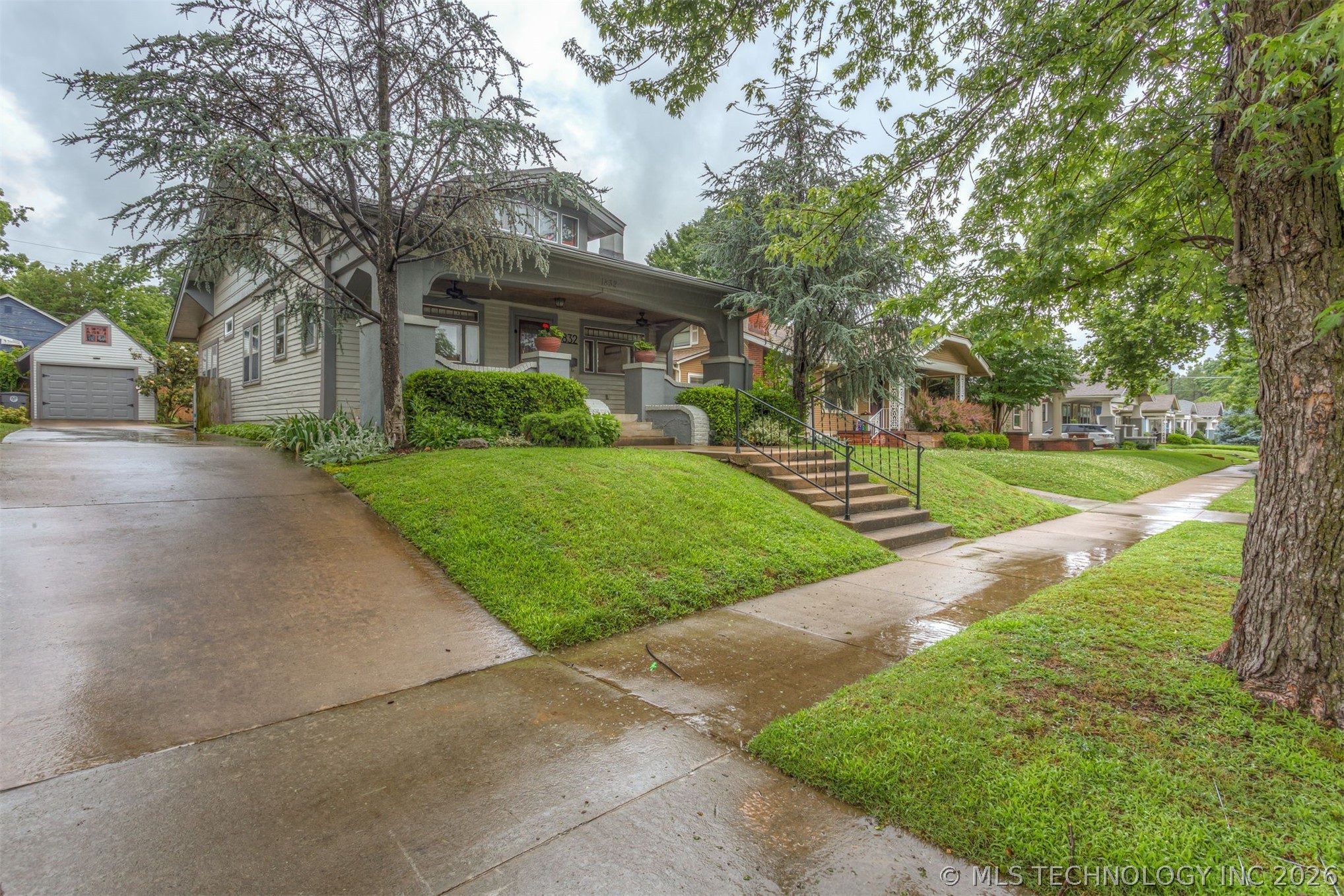 1832 E 16th Place Tulsa OK 74104
