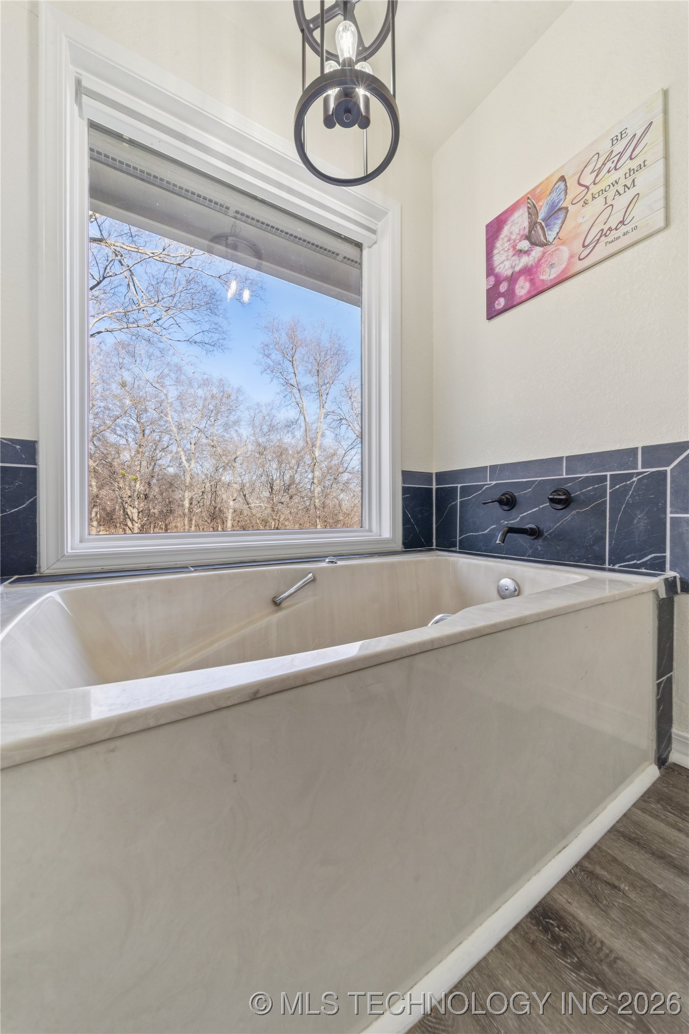 1701 N Hopi Street Chouteau OK 74337