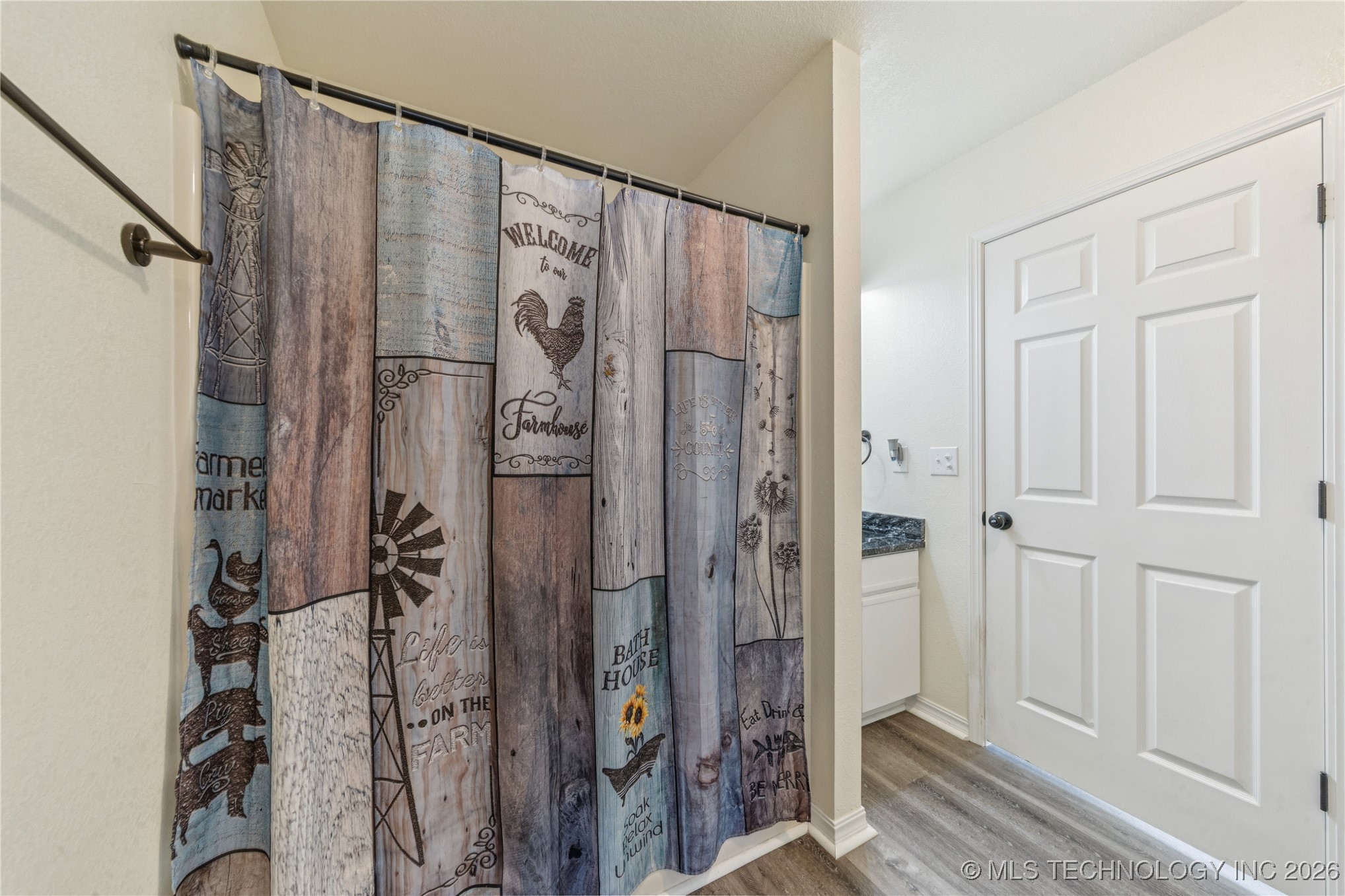 1701 N Hopi Street Chouteau OK 74337