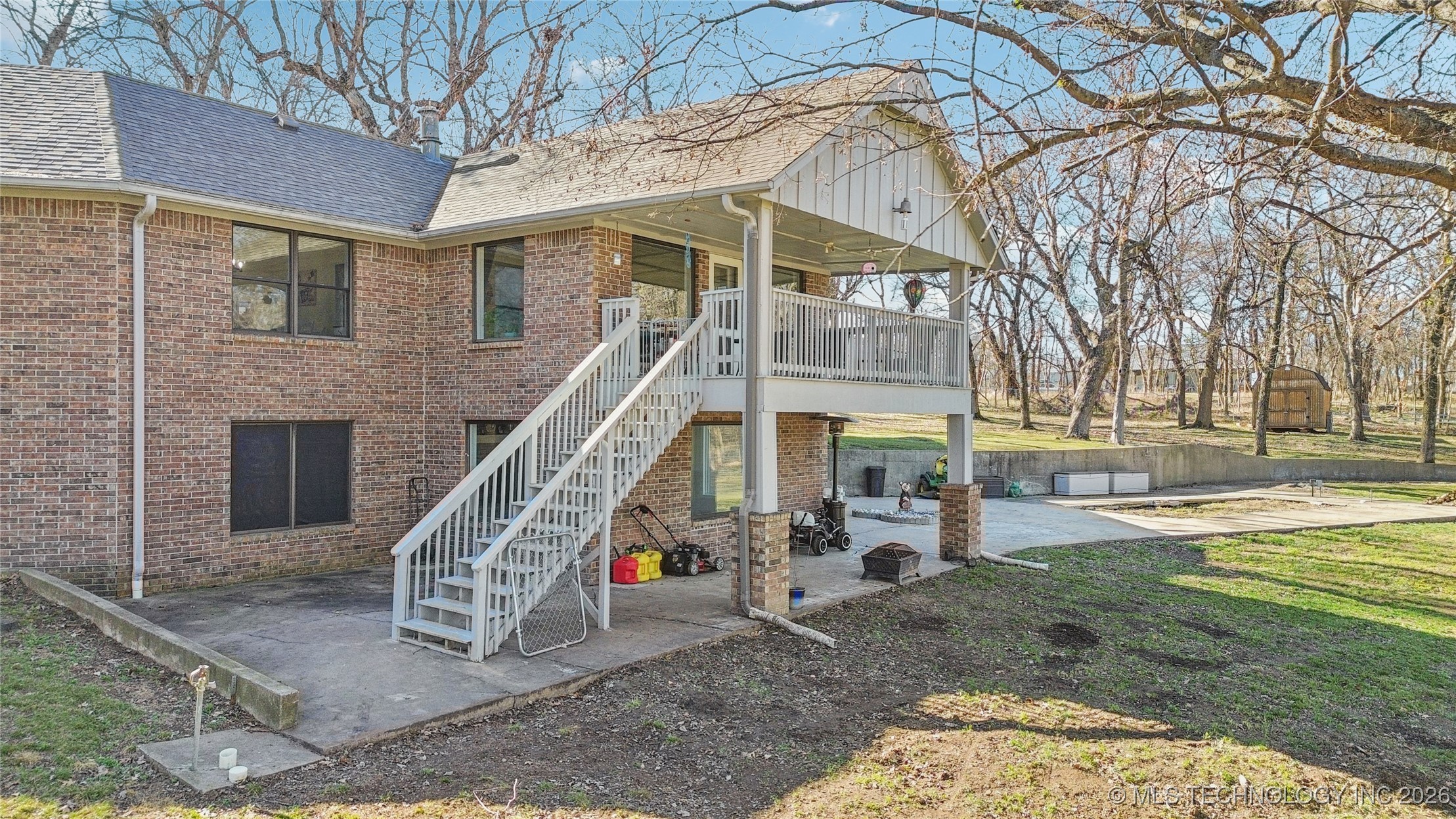 1701 N Hopi Street Chouteau OK 74337