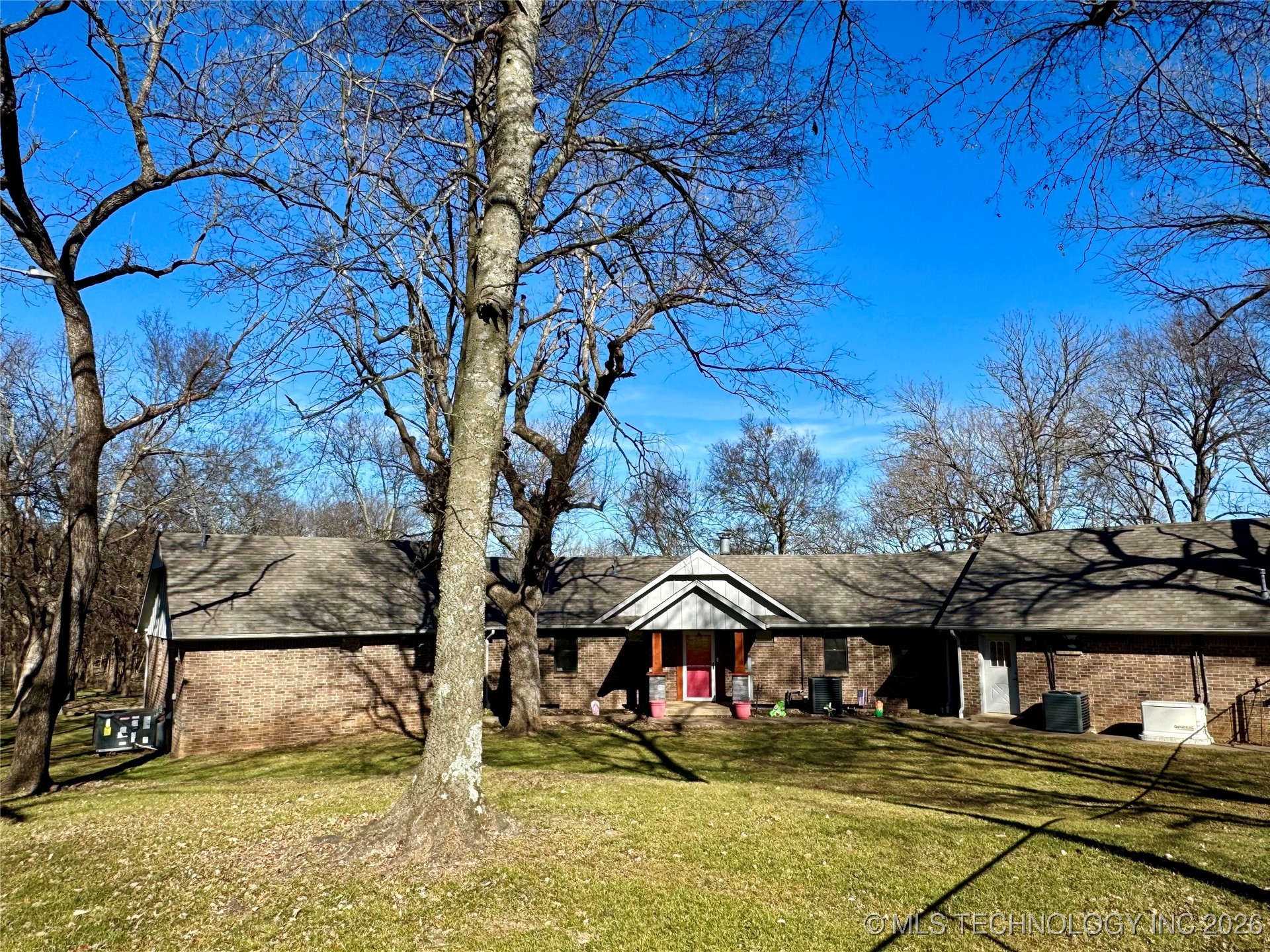 1701 N Hopi Street Chouteau OK 74337