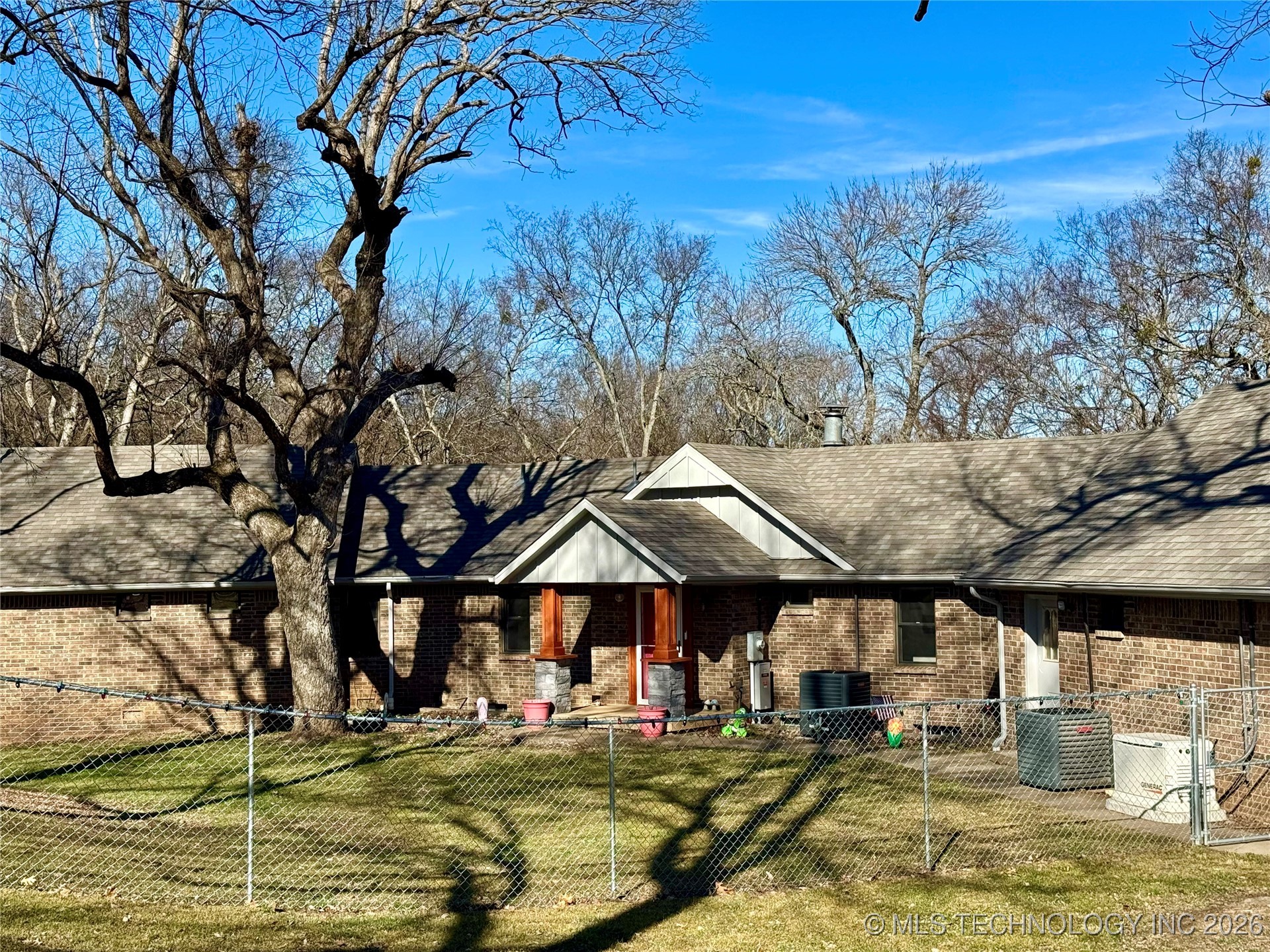 1701 N Hopi Street Chouteau OK 74337