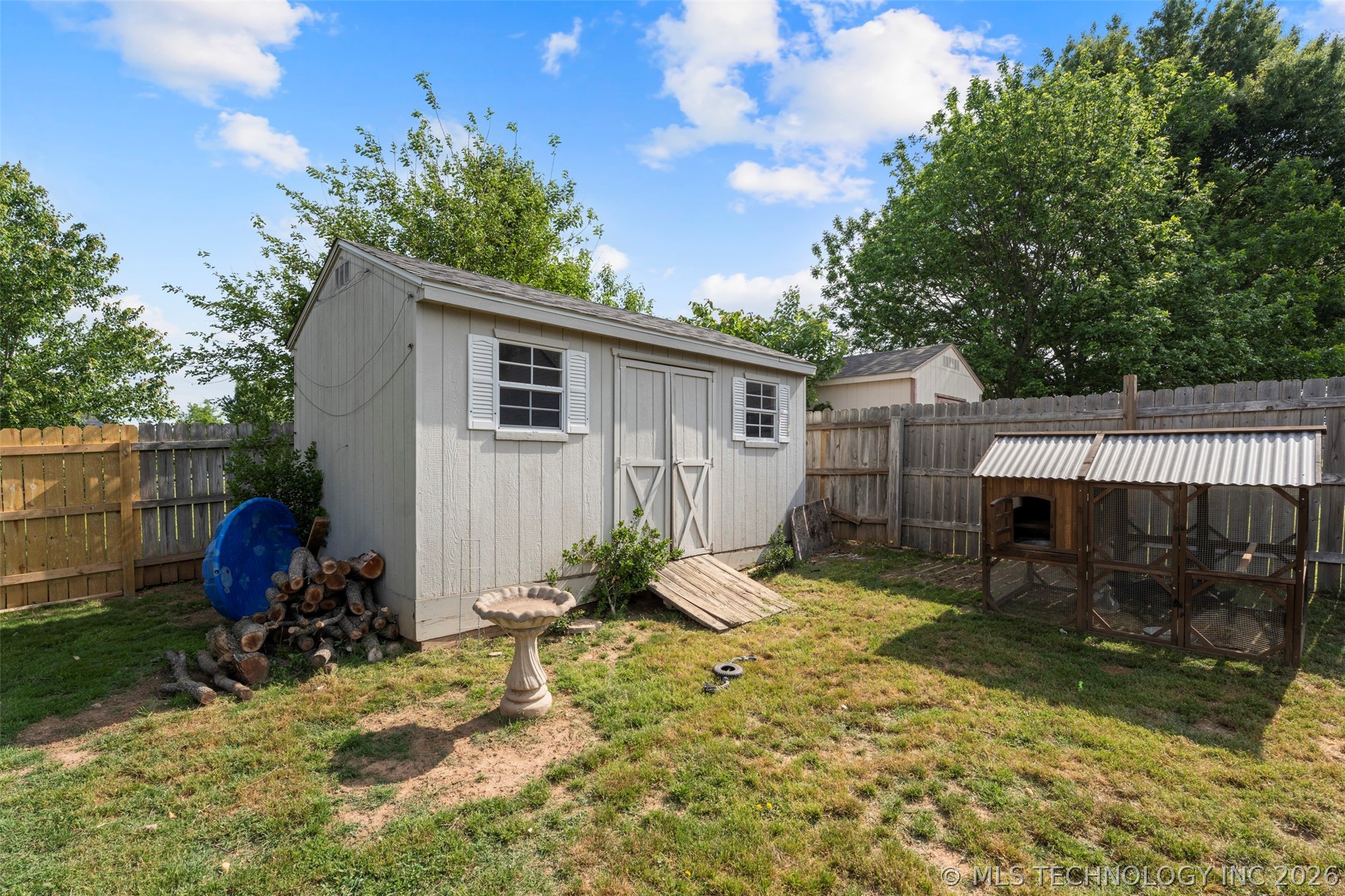 701 E 10th Street Grove OK 74344