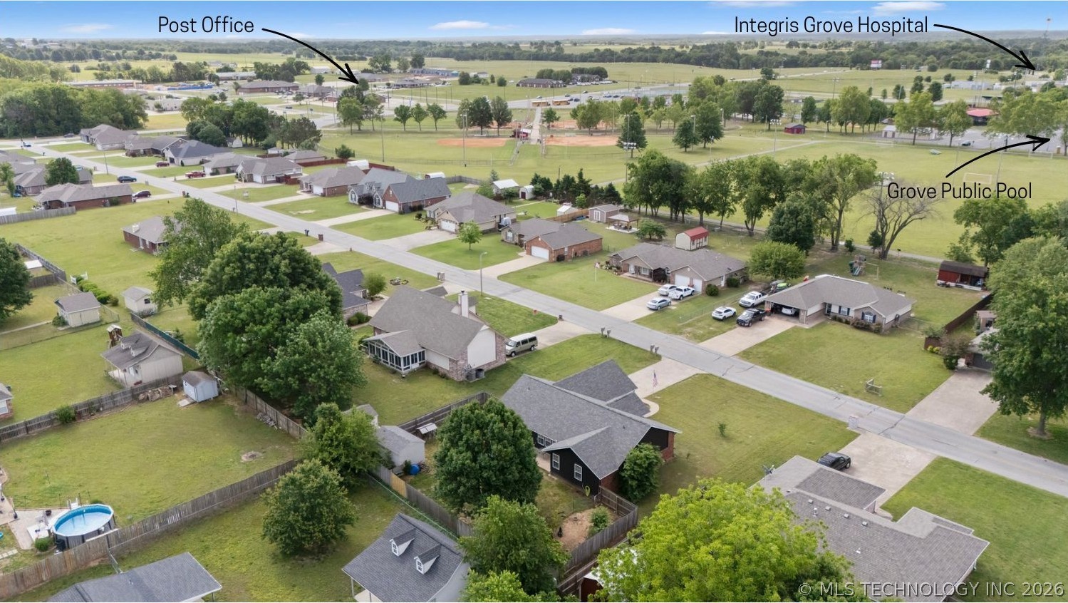 701 E 10th Street Grove OK 74344